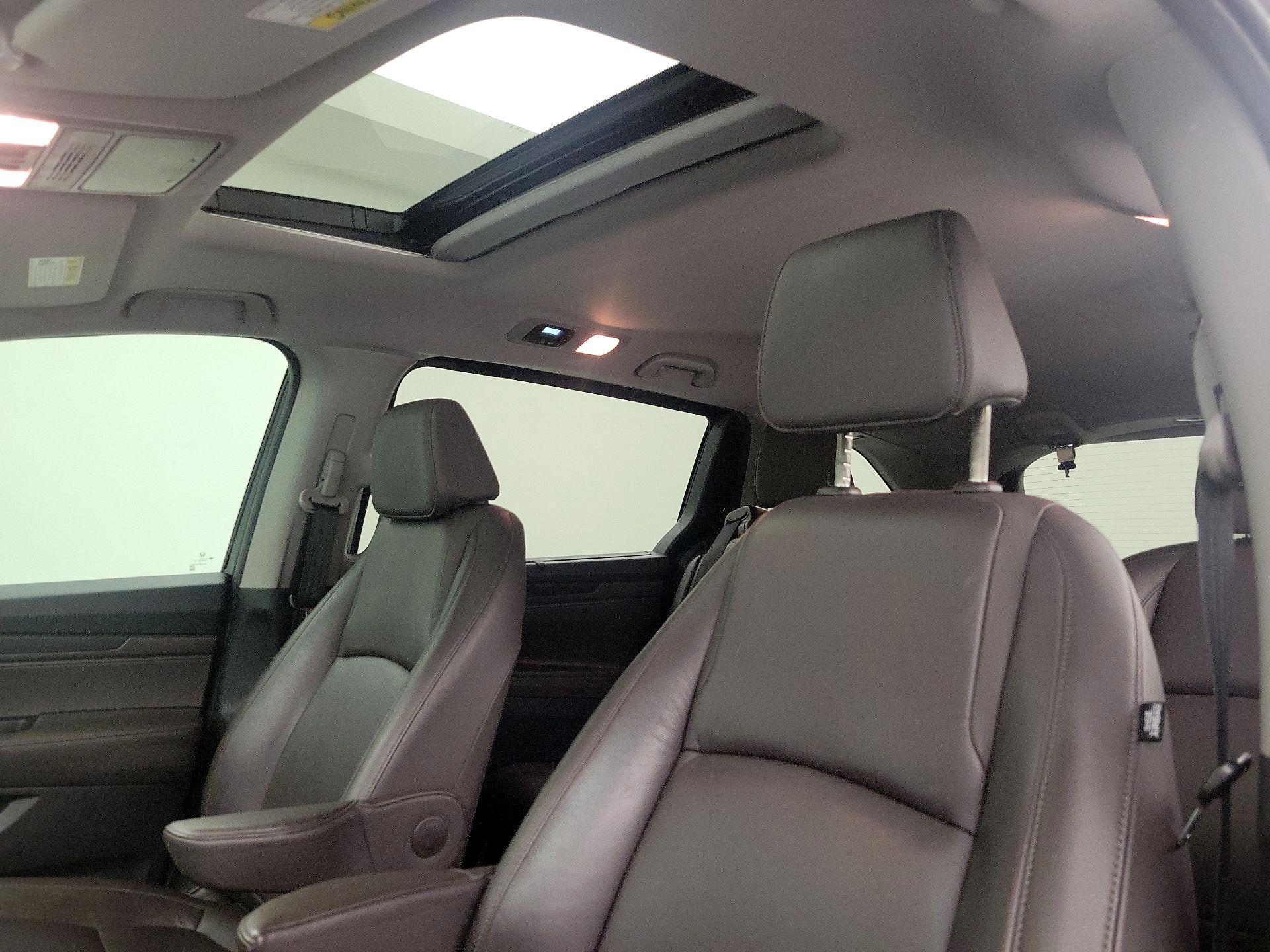 Thumbnail: 2019 Honda Odyssey - 19