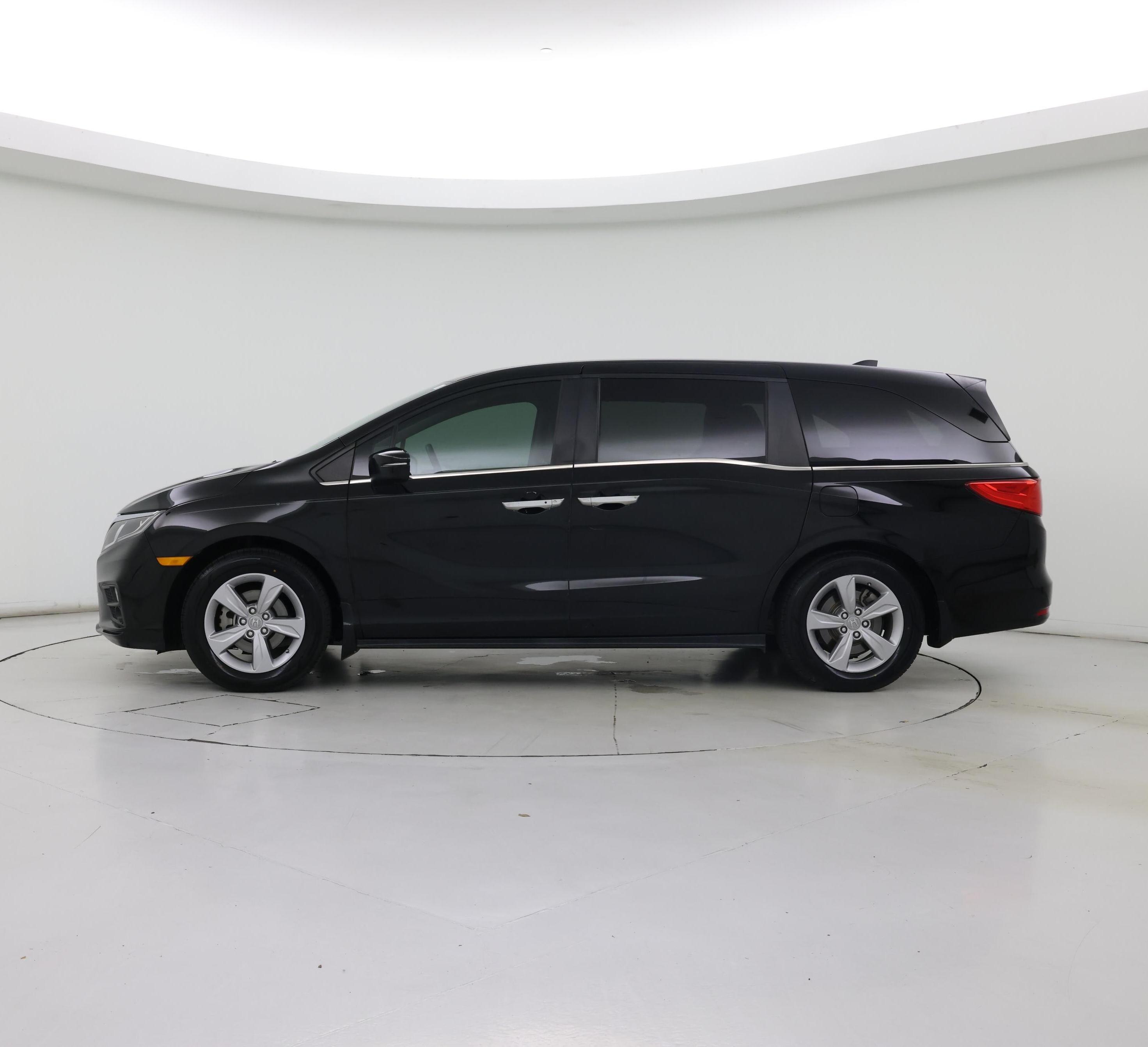 Thumbnail: 2019 Honda Odyssey - 3