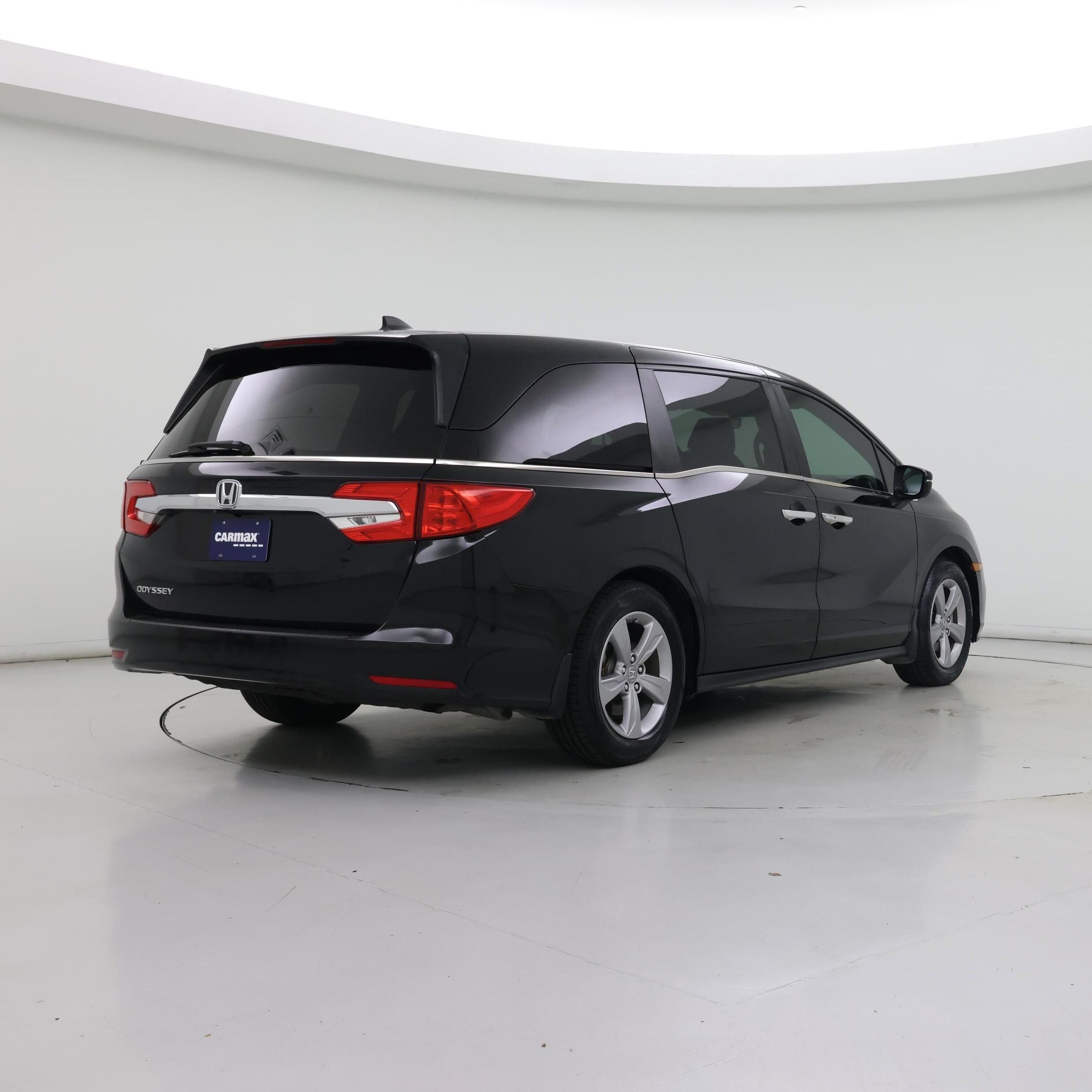 Thumbnail: 2019 Honda Odyssey - 8
