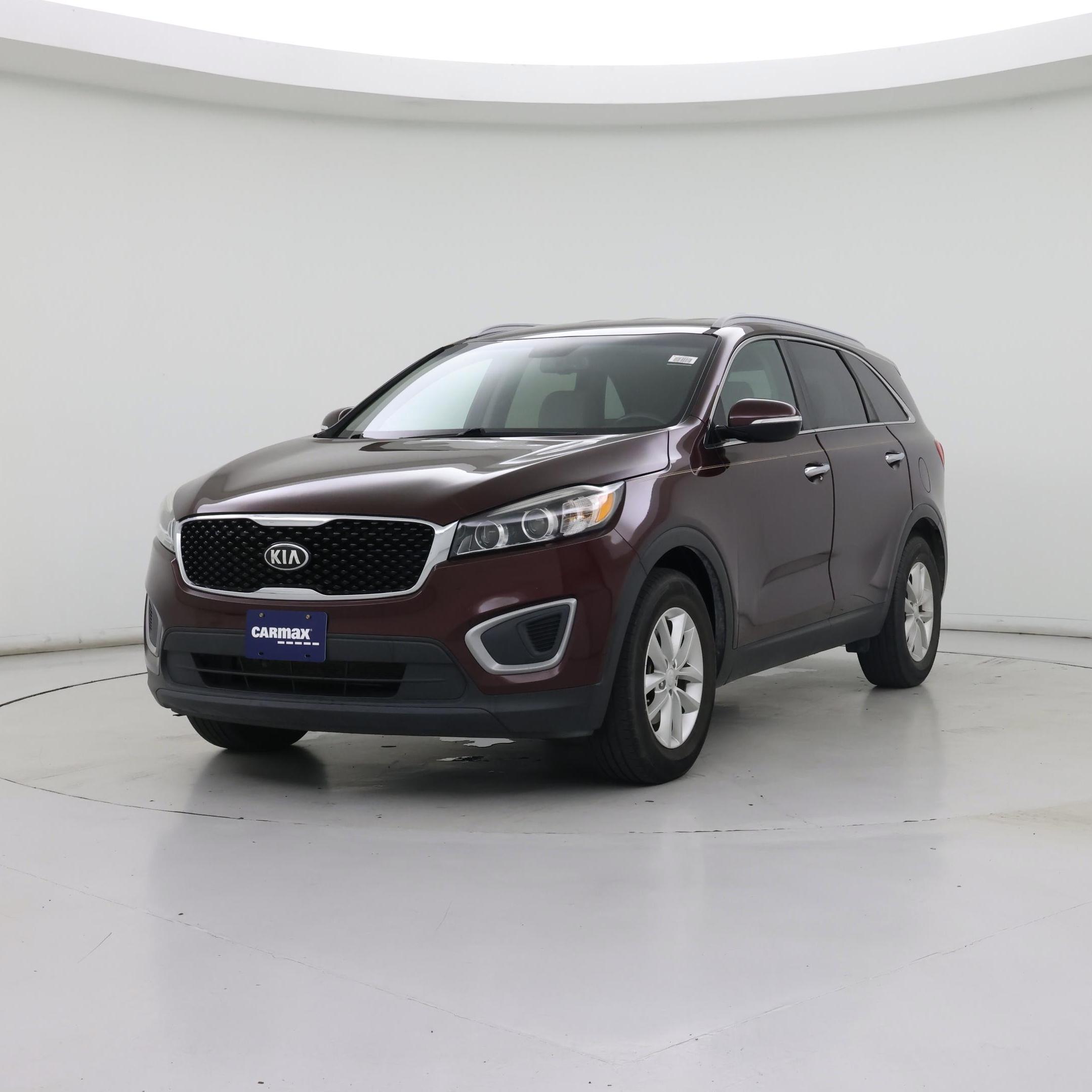Thumbnail: 2017 Kia Sorento - 4