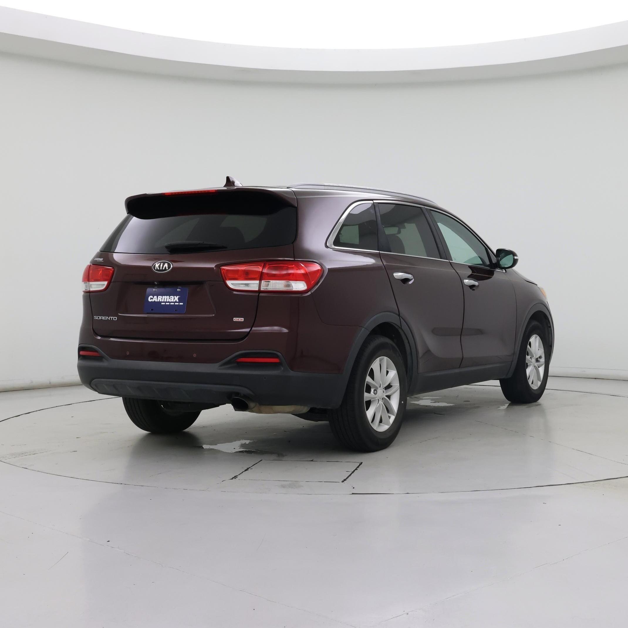 Thumbnail: 2017 Kia Sorento - 8