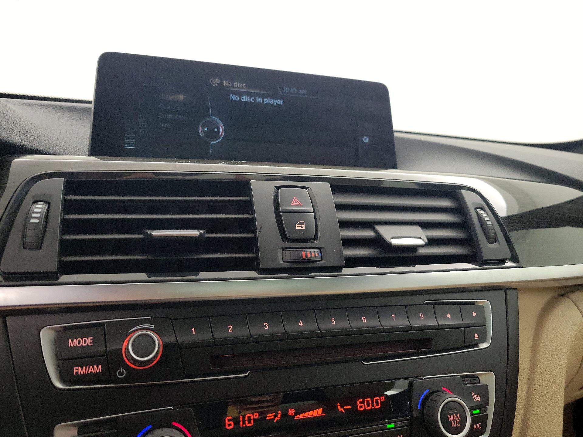 Thumbnail: 2016 BMW 3 Series - 15