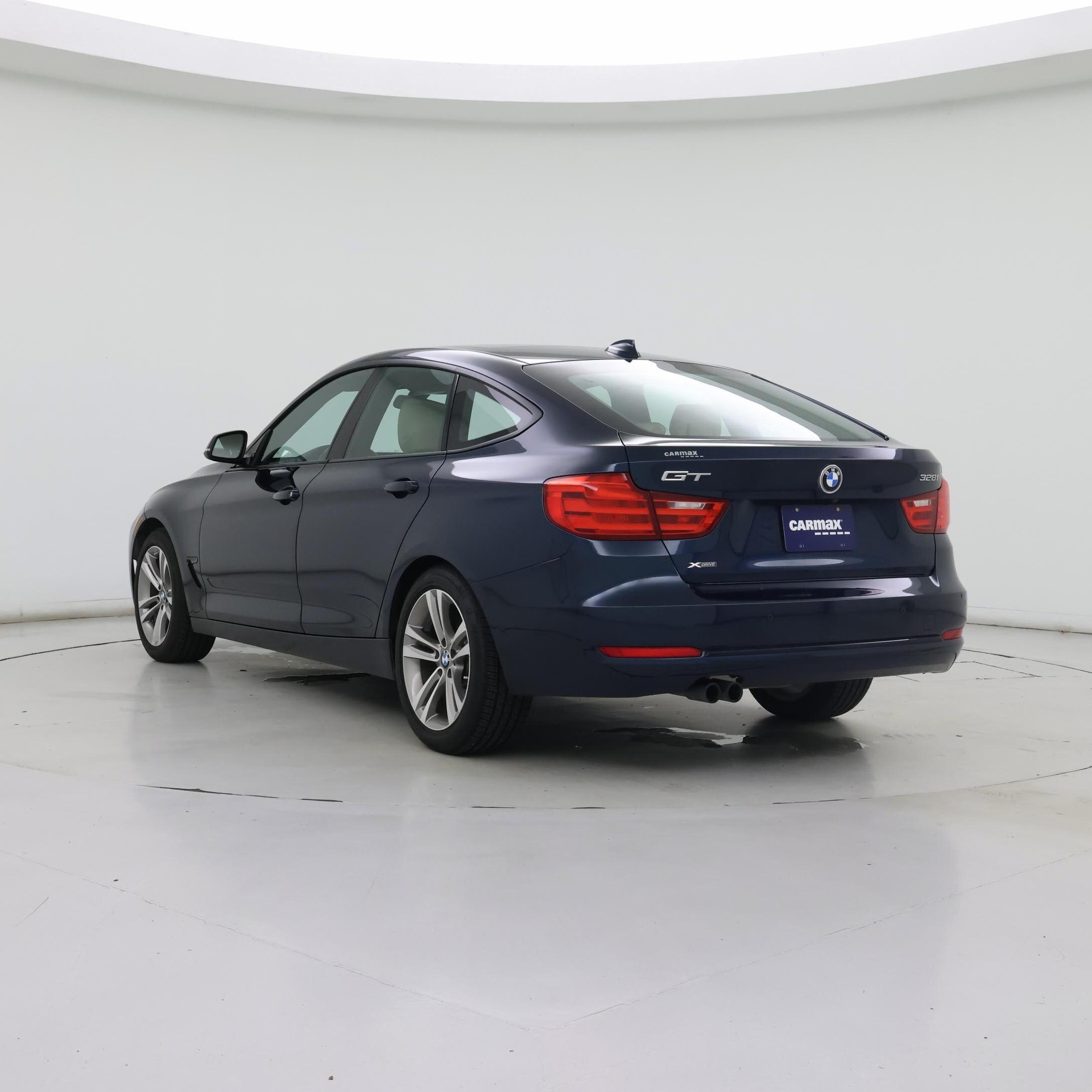 Thumbnail: 2016 BMW 3 Series - 2