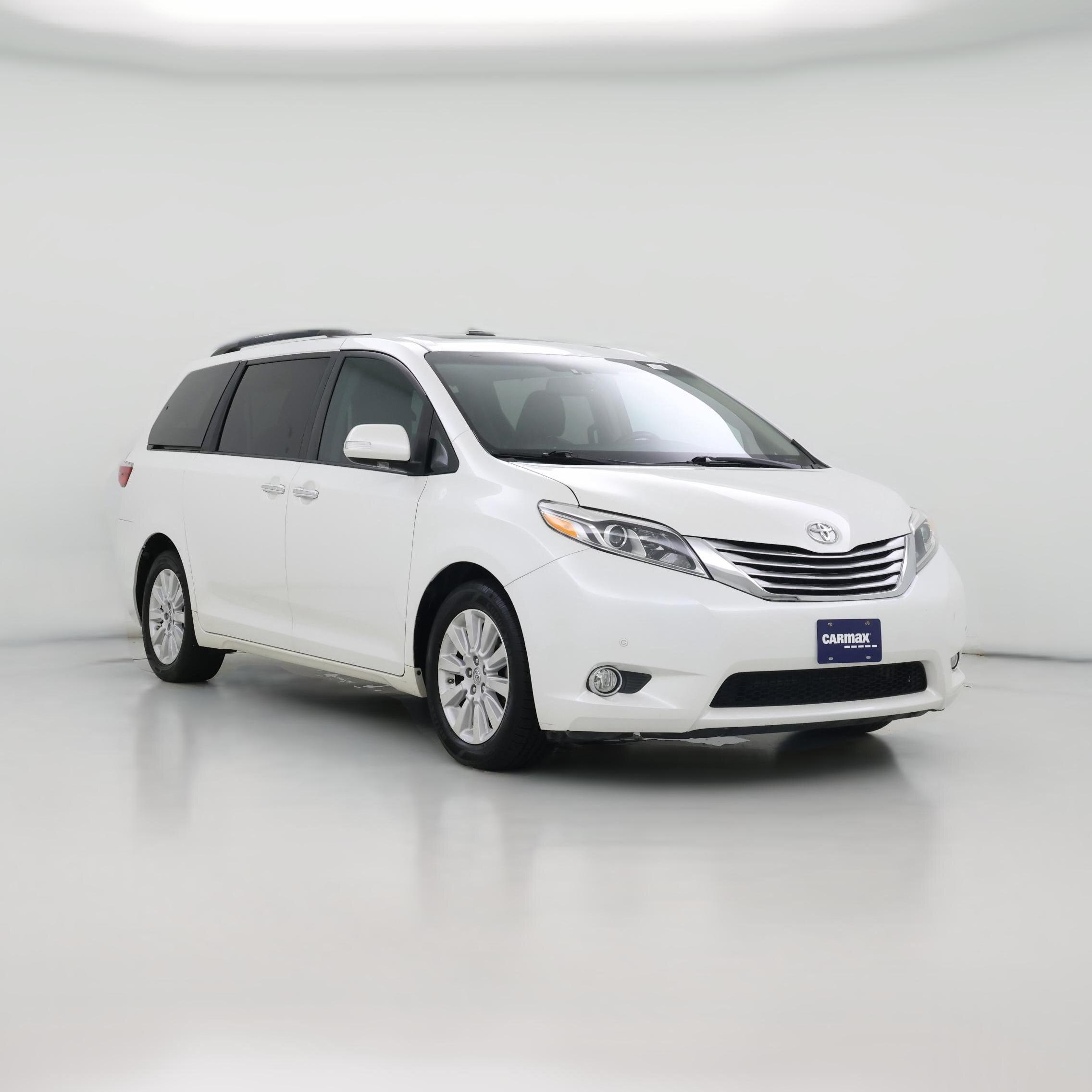 Thumbnail: 2015 Toyota Sienna - 1