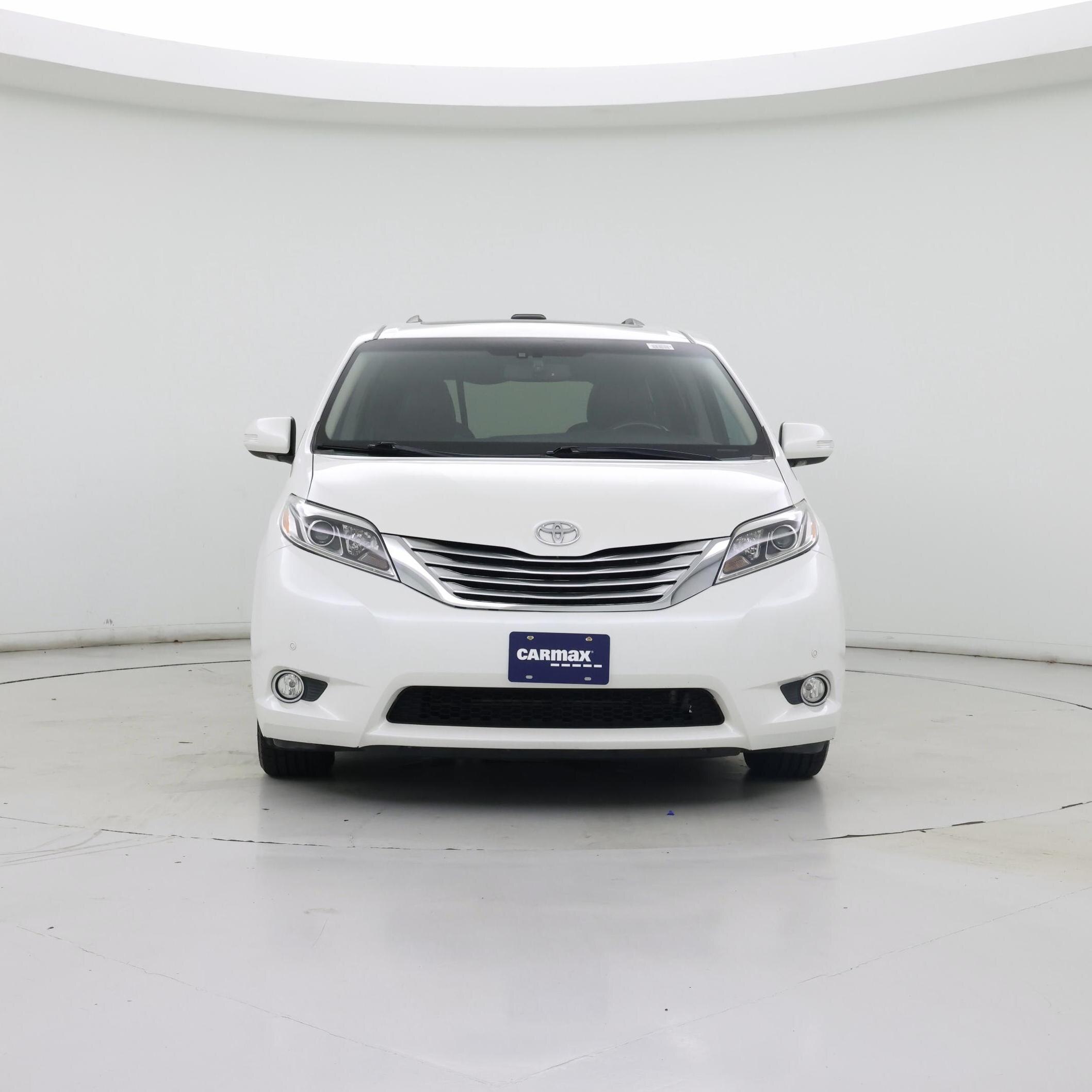 Thumbnail: 2015 Toyota Sienna - 5