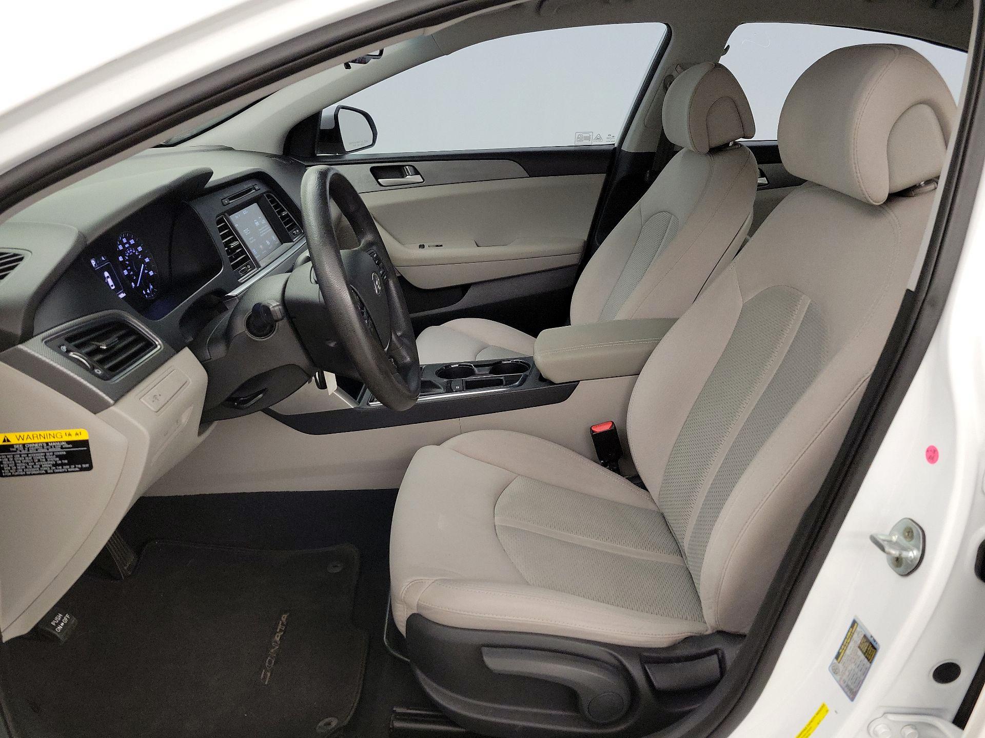 Thumbnail: 2016 Hyundai Sonata - 11