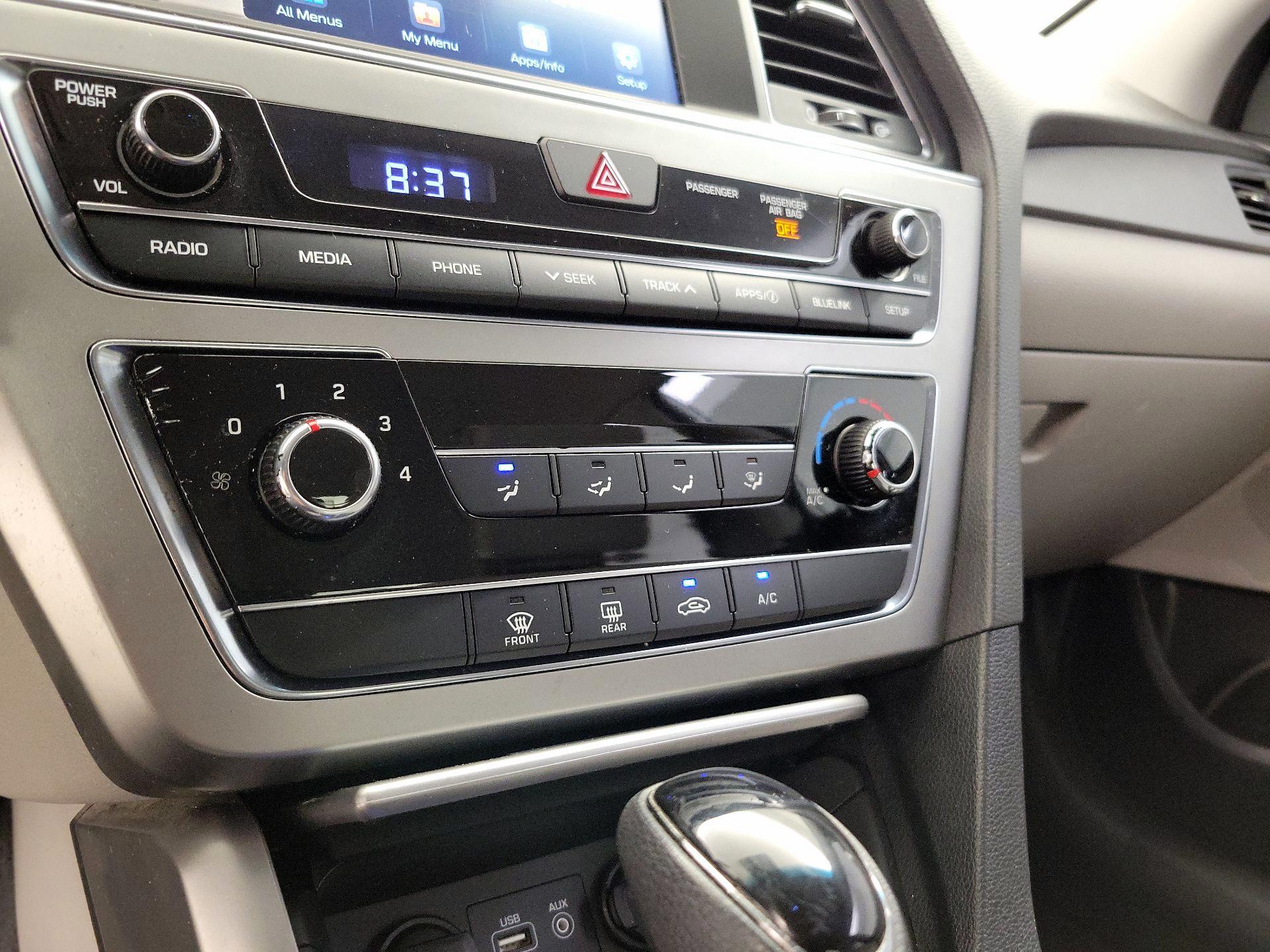 Thumbnail: 2016 Hyundai Sonata - 16