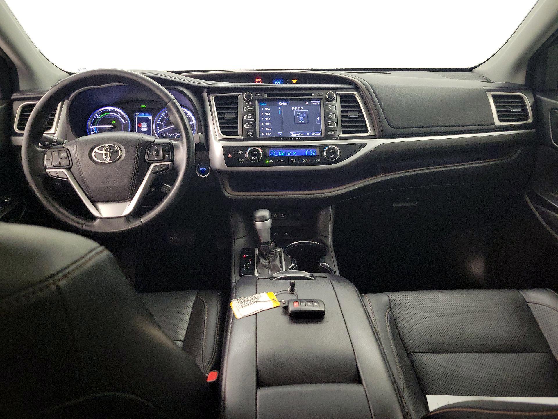 Thumbnail: 2018 Toyota Highlander - 9