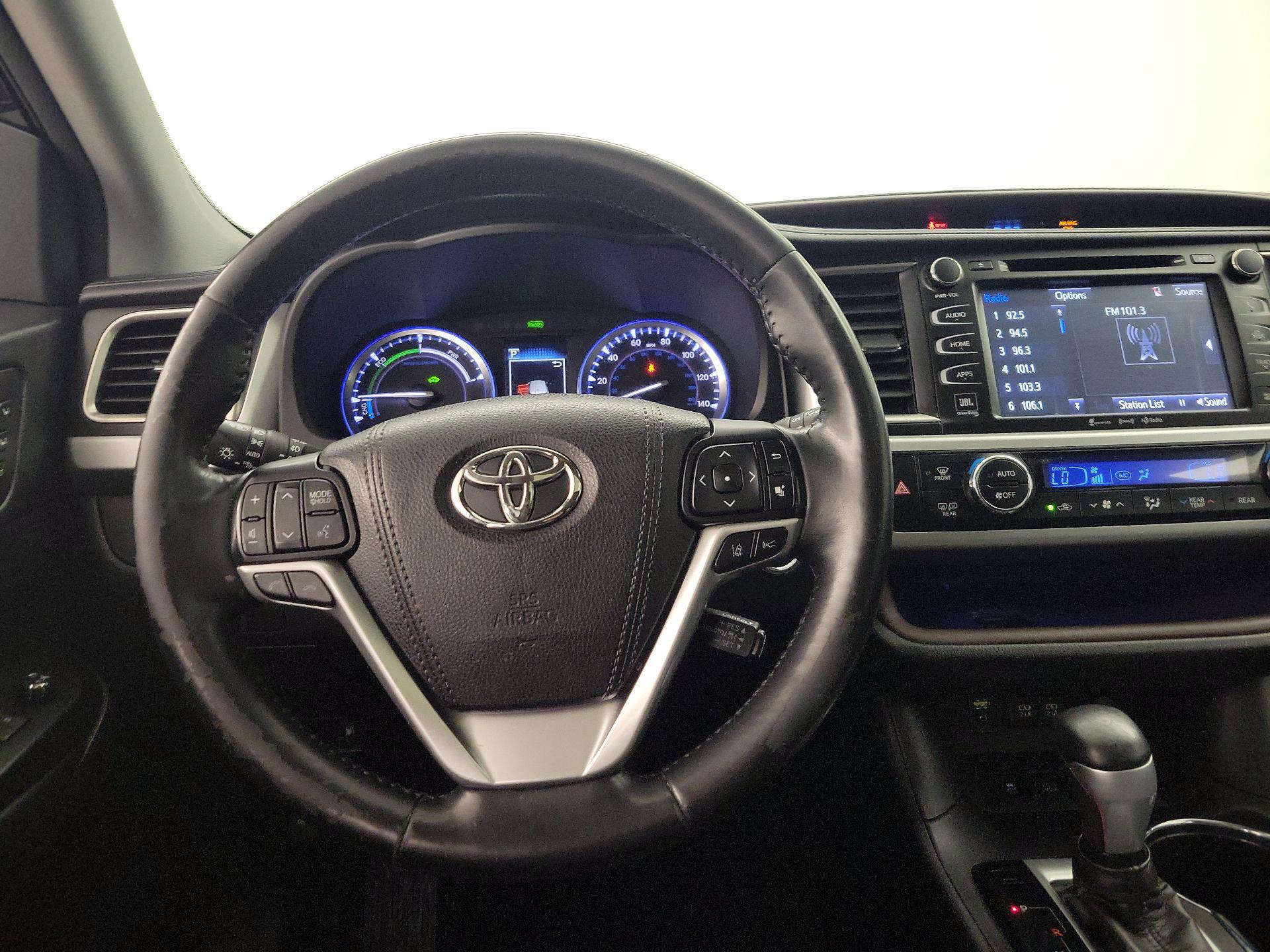 Thumbnail: 2018 Toyota Highlander - 10