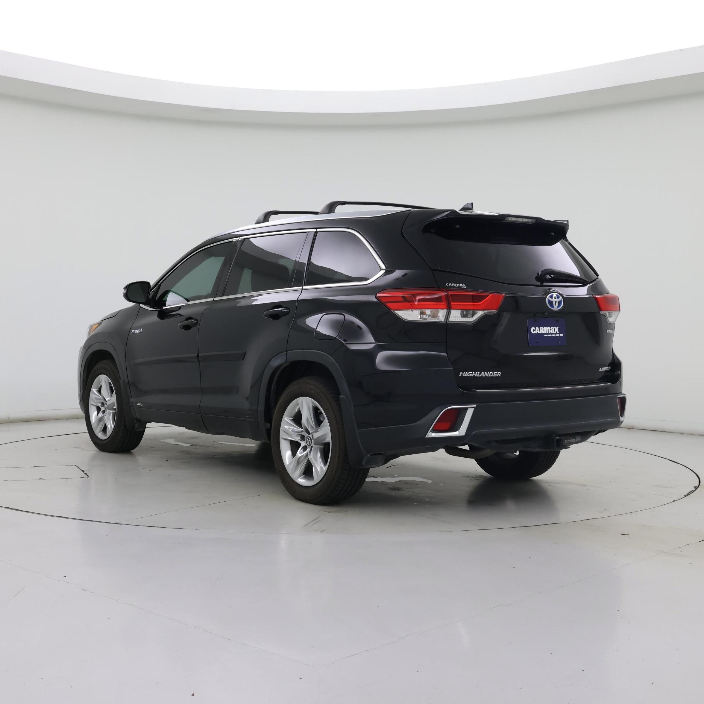 Thumbnail: 2018 Toyota Highlander - 2
