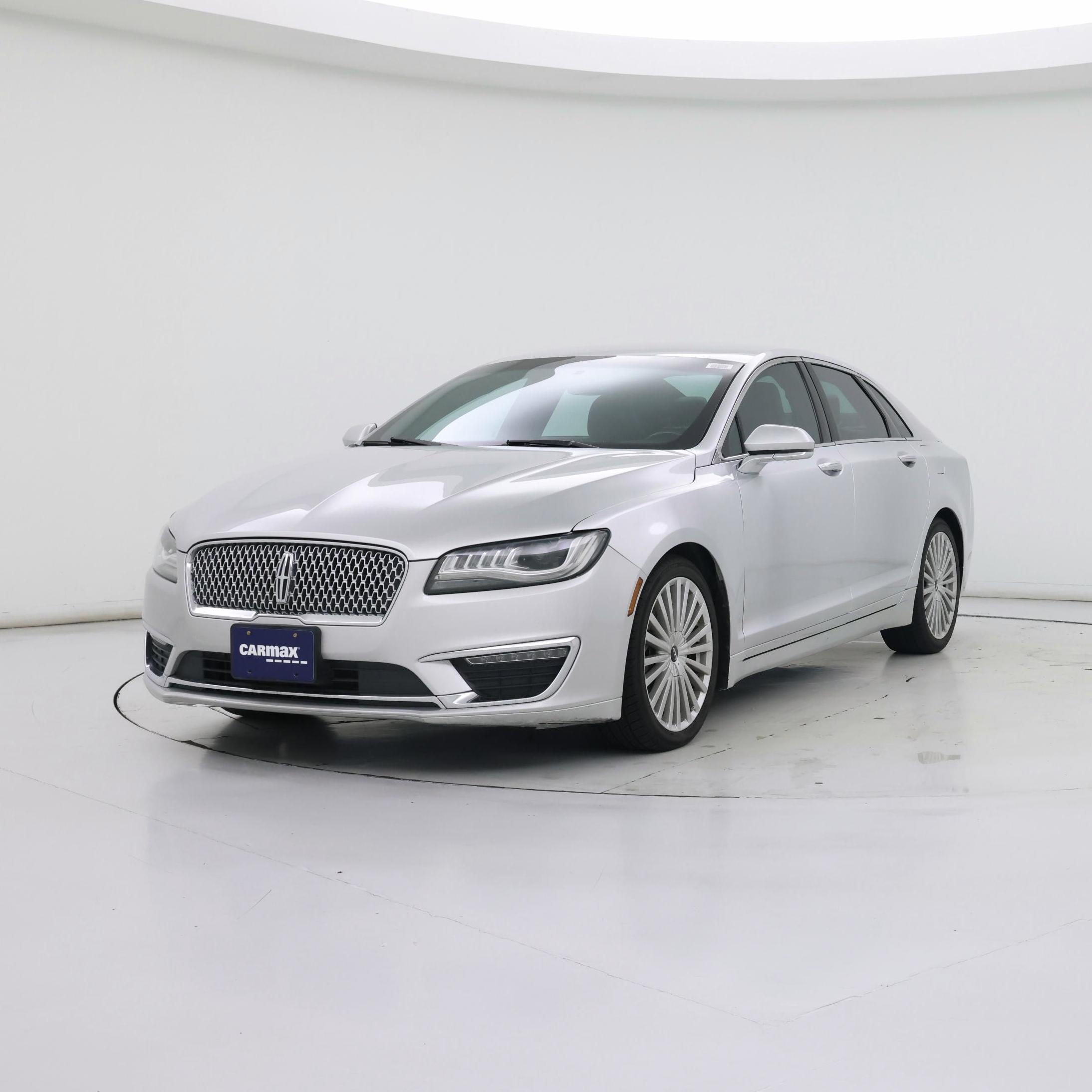 Thumbnail: 2017 Lincoln MKZ - 4