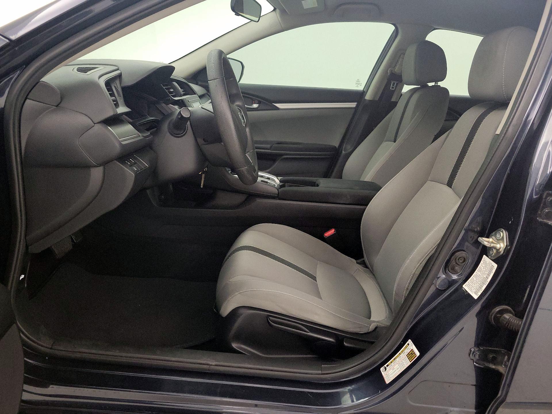 Thumbnail: 2016 Honda Civic - 11