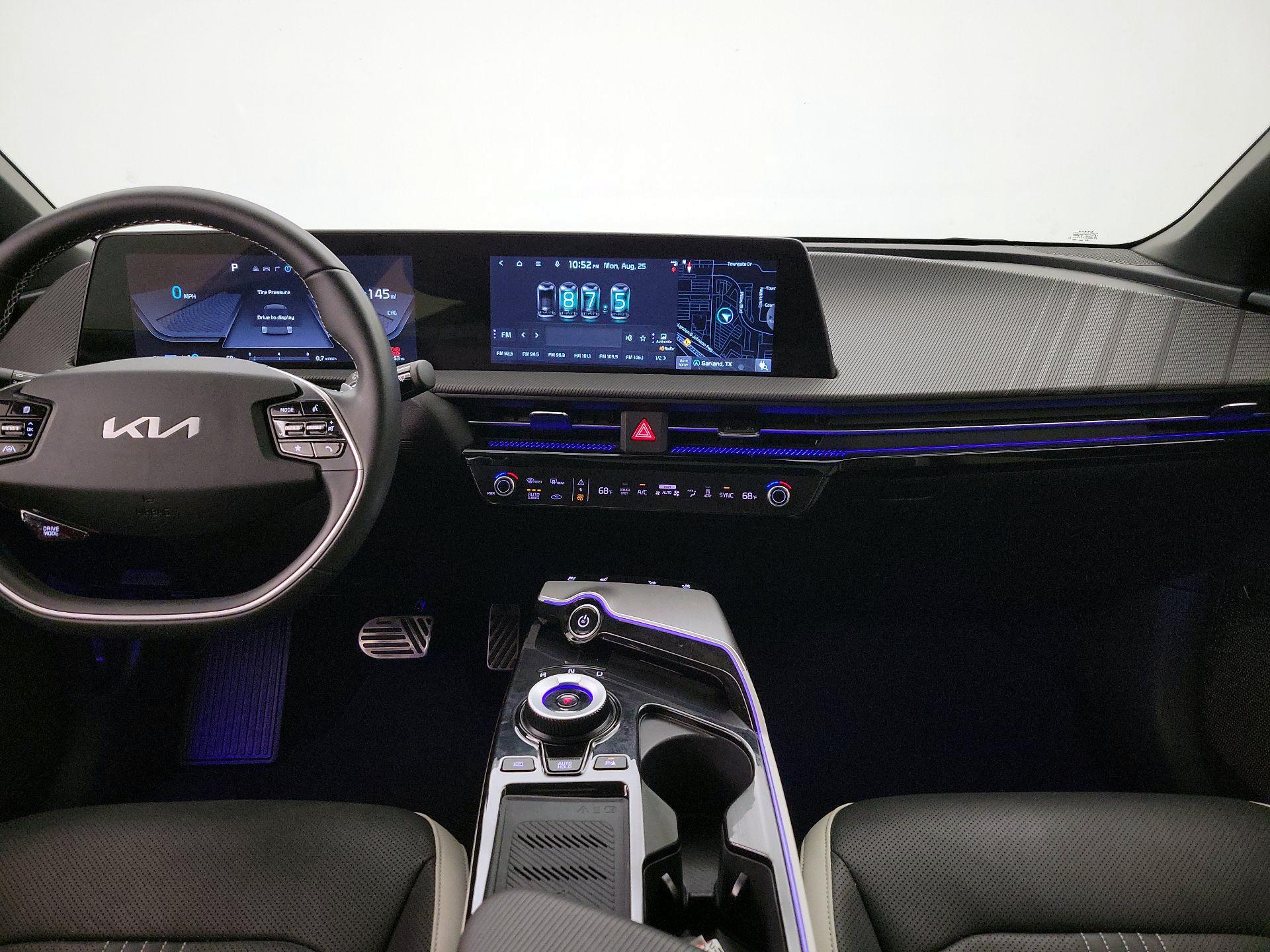 Thumbnail: 2022 Kia EV6 - 9