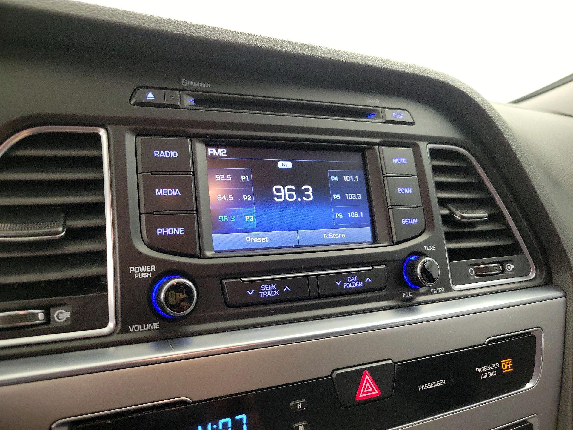 Thumbnail: 2015 Hyundai Sonata - 15