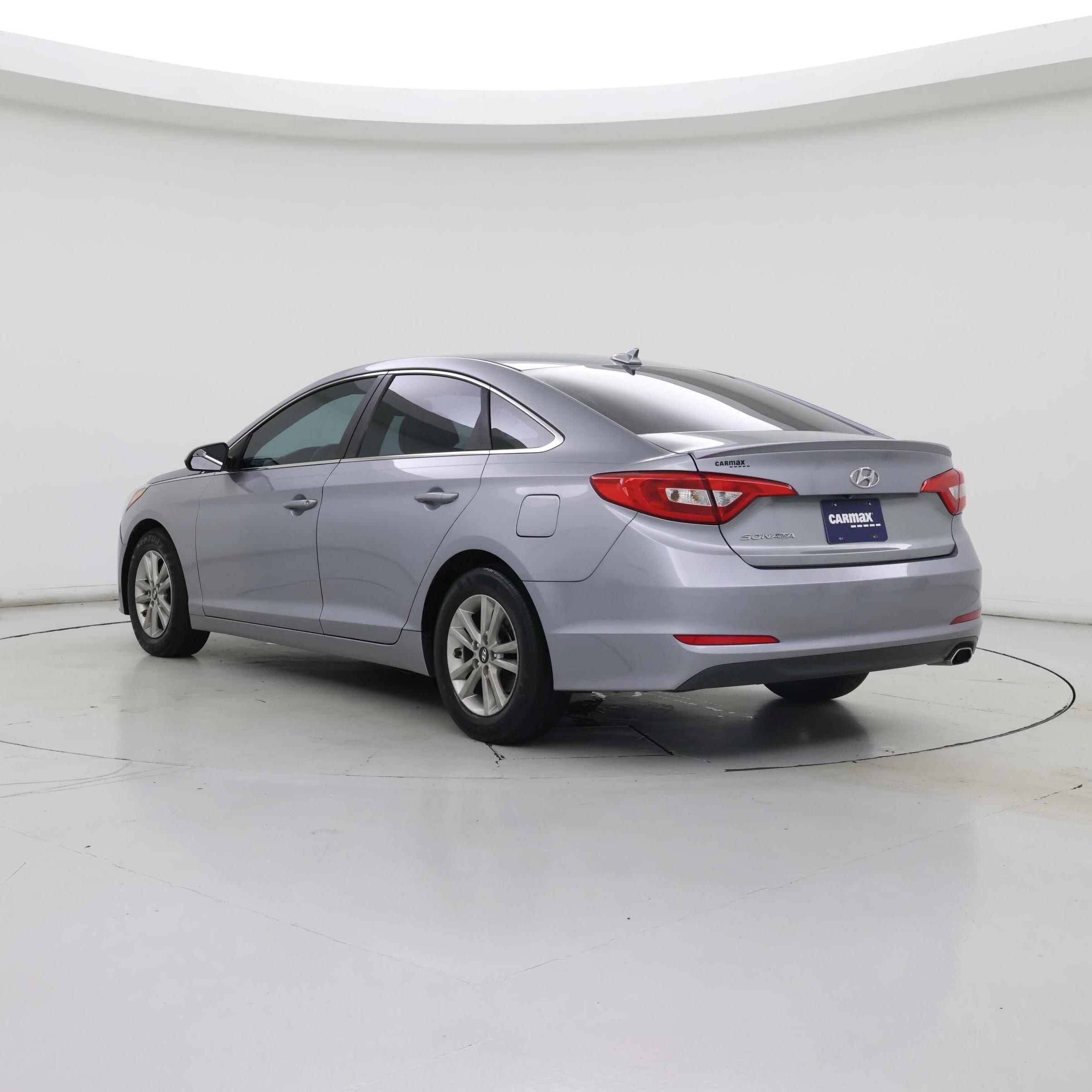 Thumbnail: 2015 Hyundai Sonata - 2