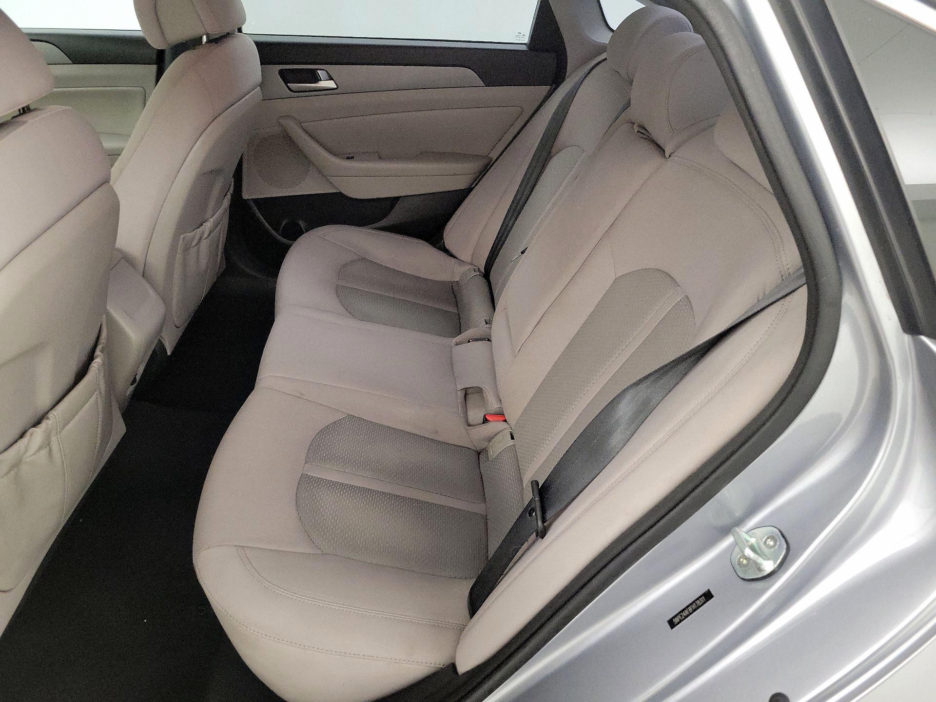 Thumbnail: 2015 Hyundai Sonata - 19