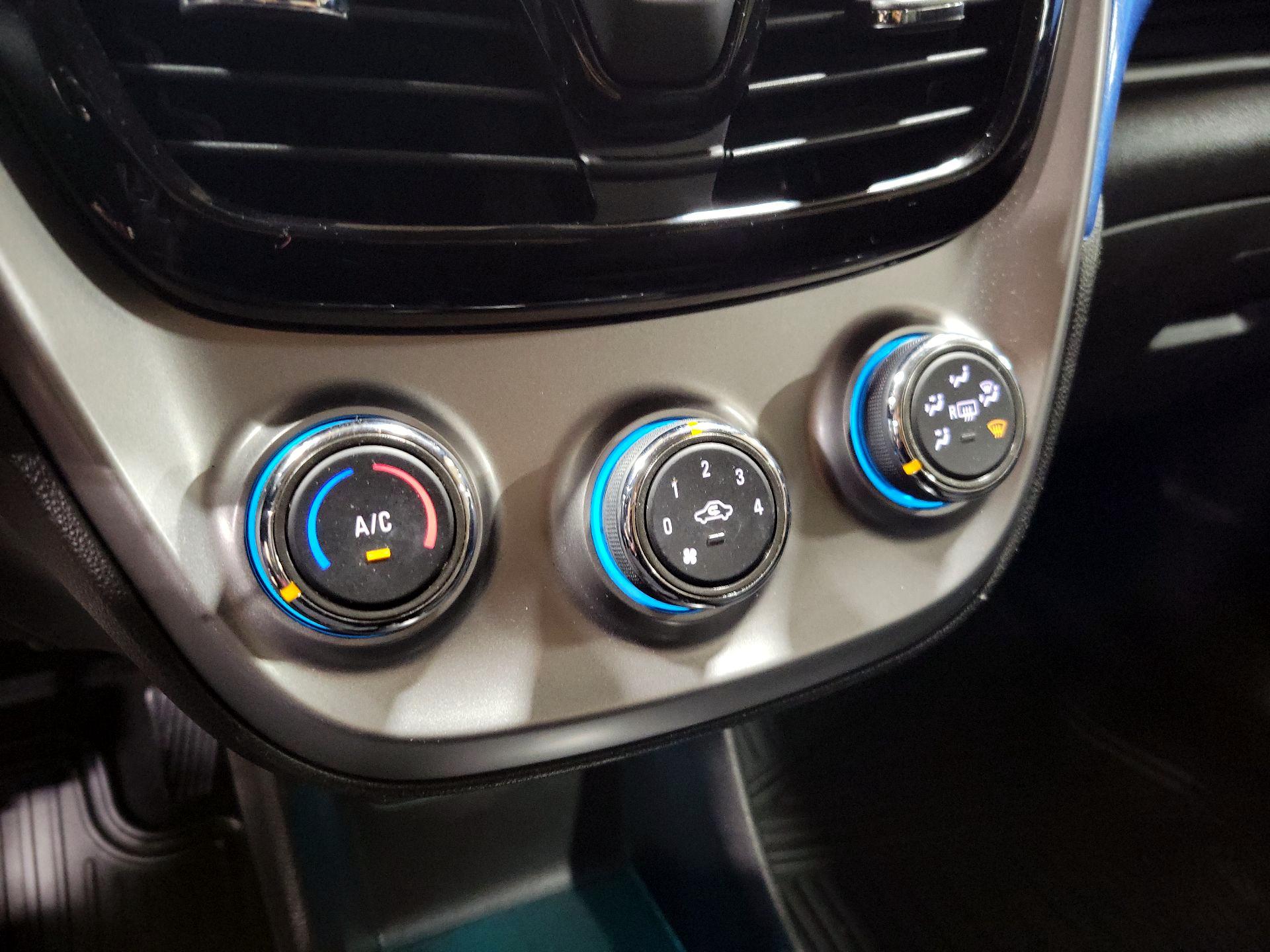 Thumbnail: 2018 Chevrolet Spark - 16