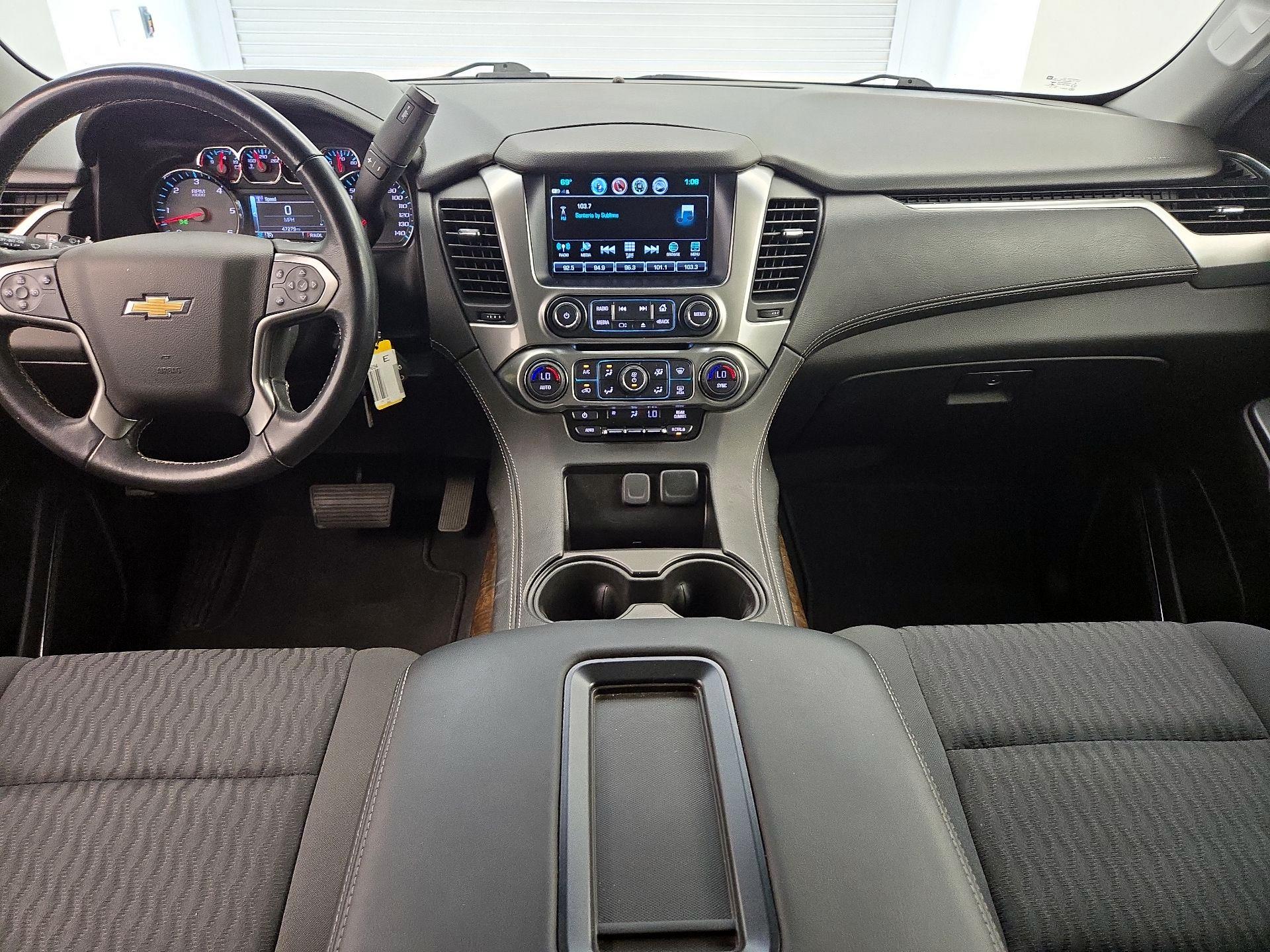 Thumbnail: 2019 Chevrolet Suburban - 9
