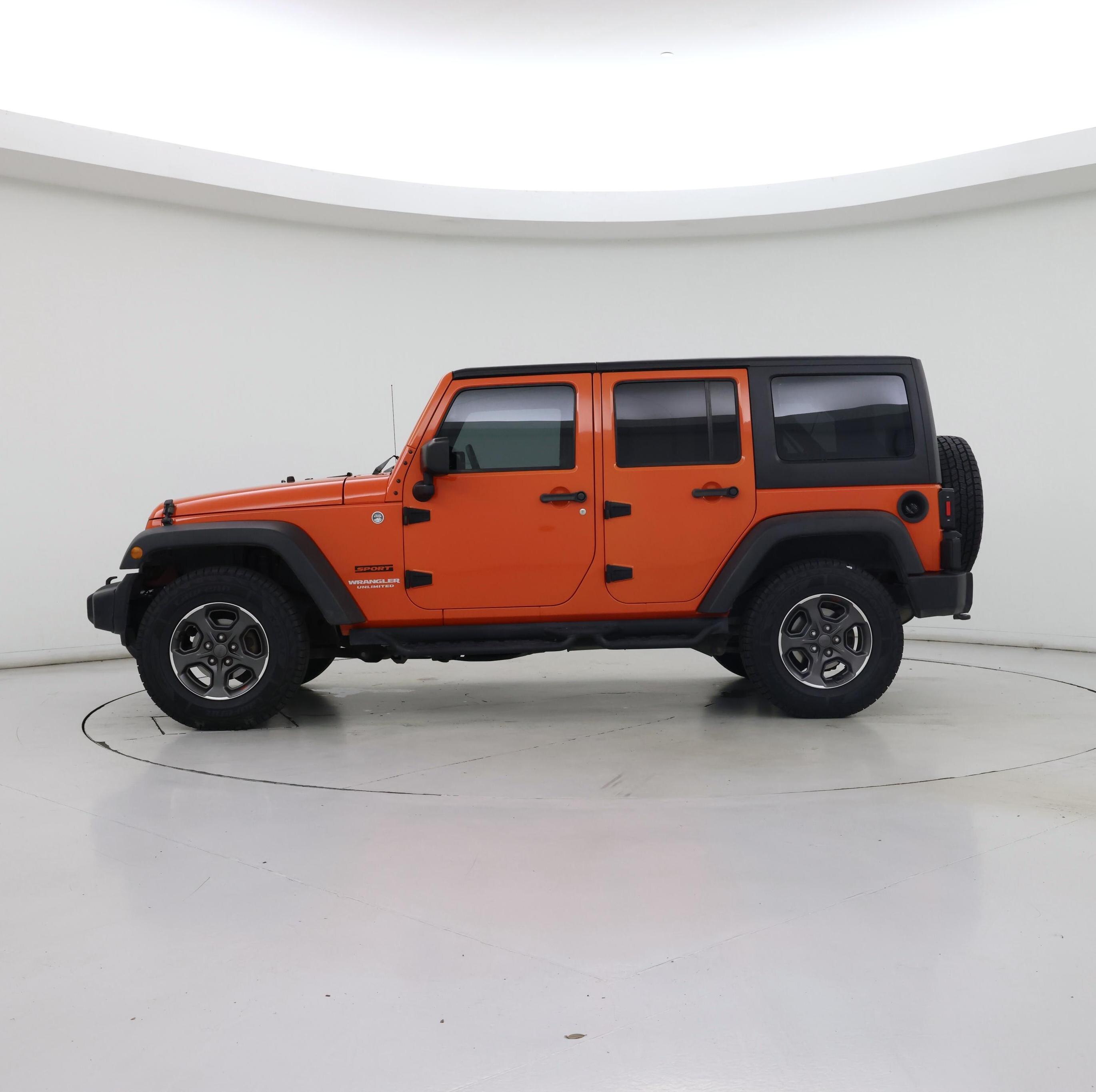 Thumbnail: 2015 Jeep Wrangler - 3