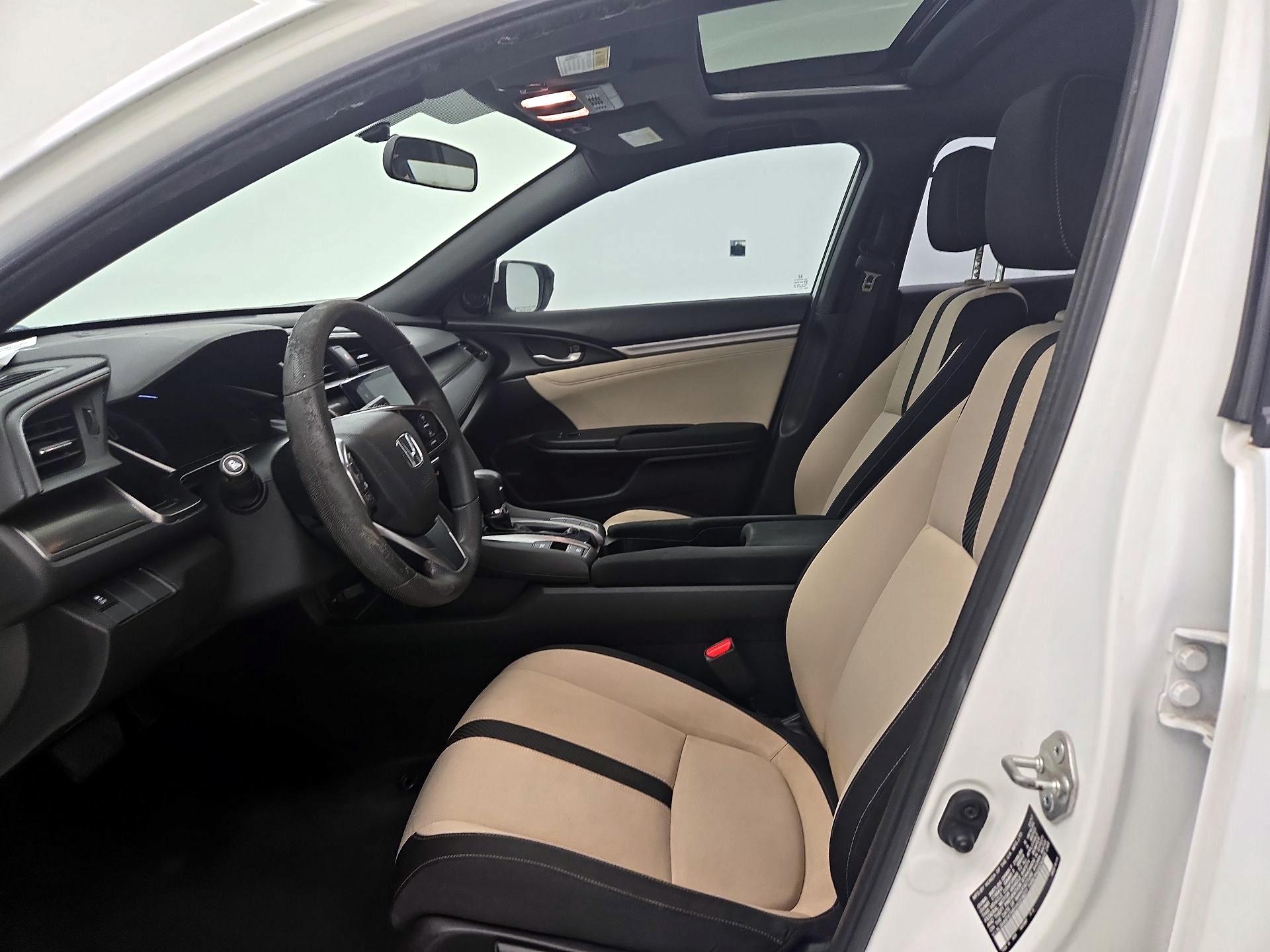 Thumbnail: 2017 Honda Civic - 11