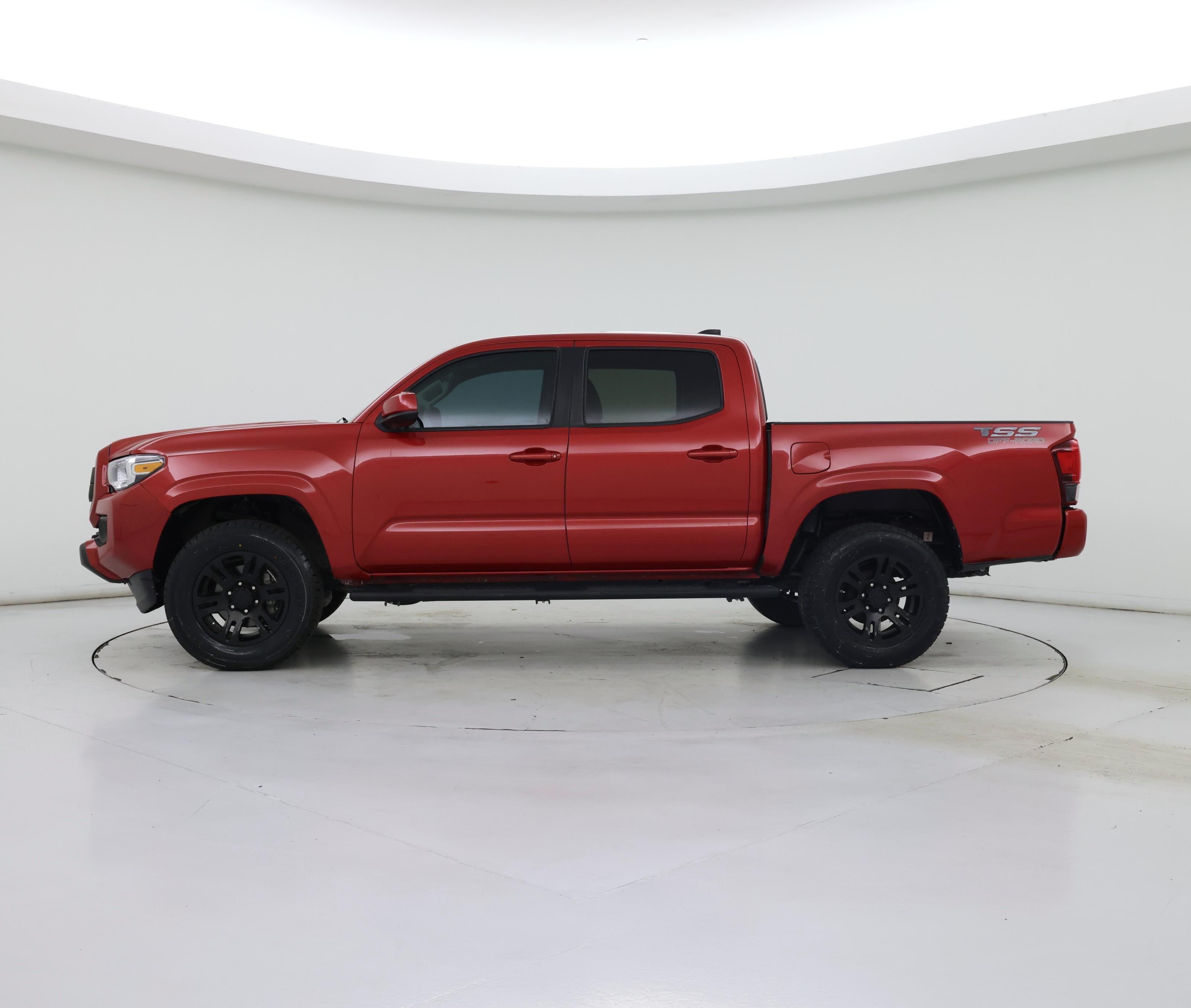 Thumbnail: 2022 Toyota Tacoma - 3
