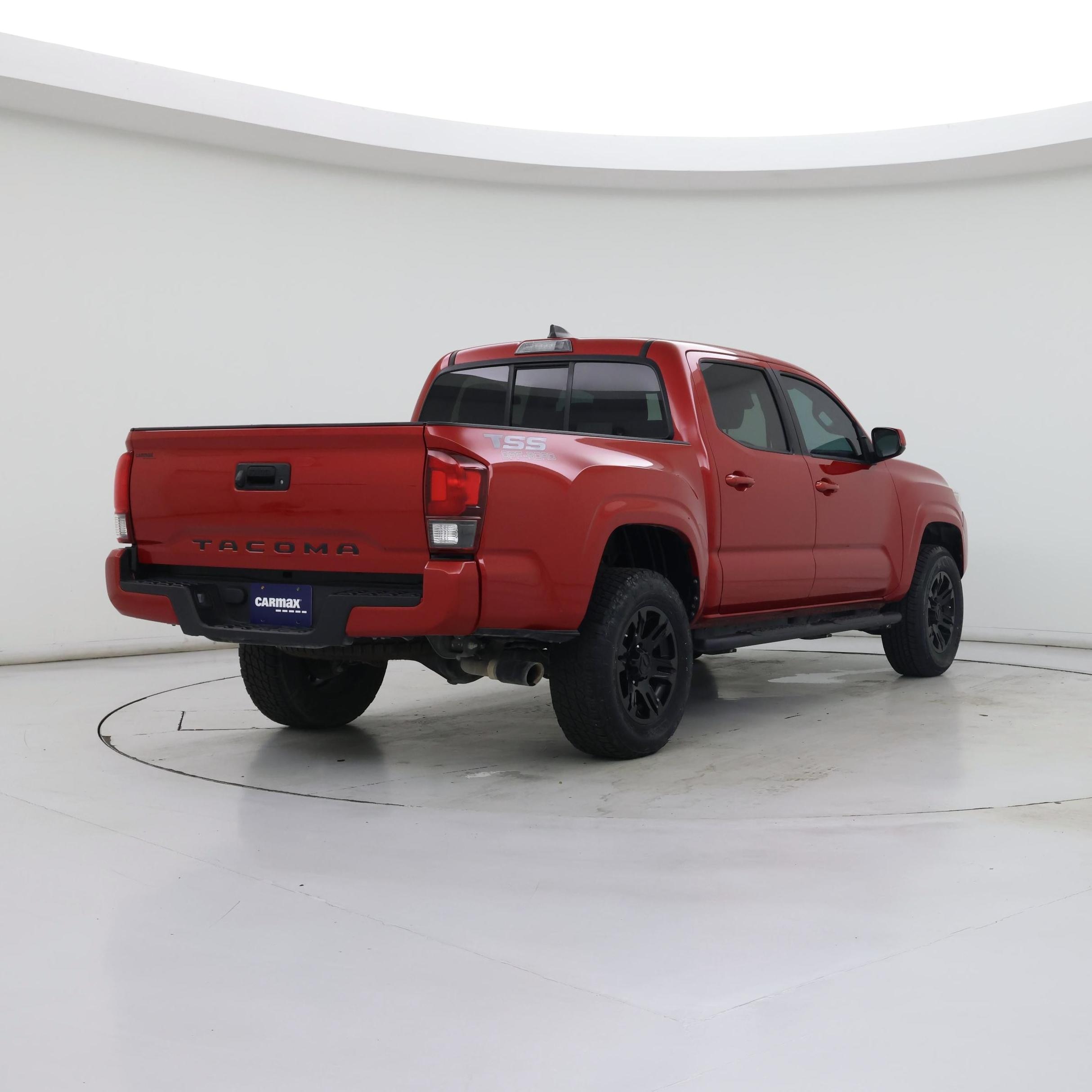 Thumbnail: 2022 Toyota Tacoma - 8