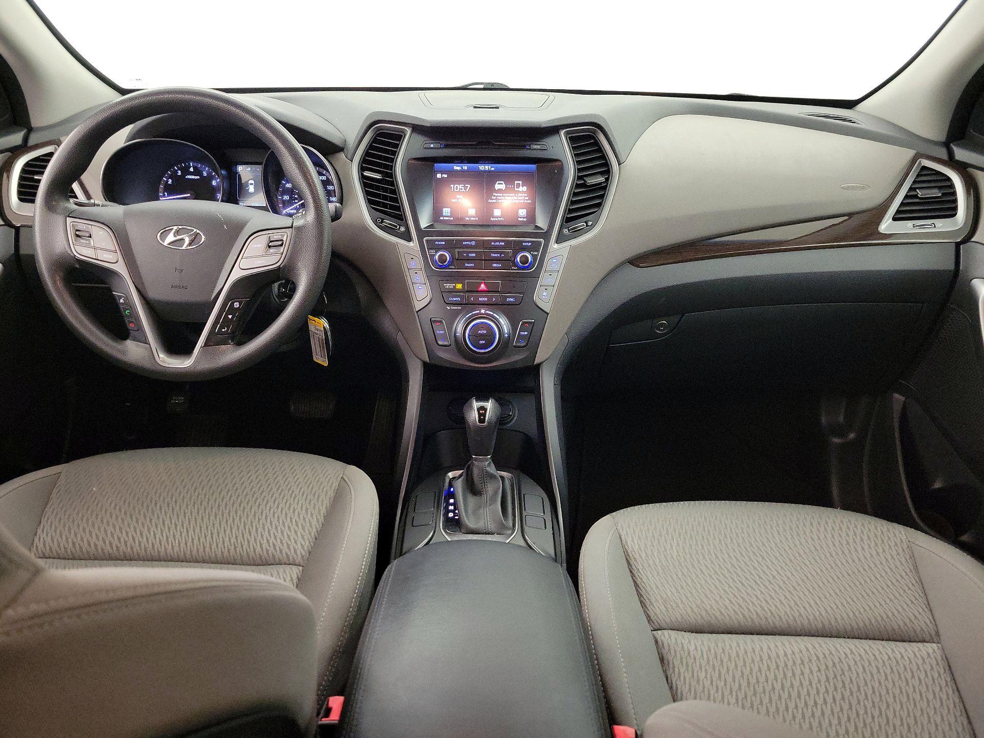 Thumbnail: 2017 Hyundai Santa Fe - 9