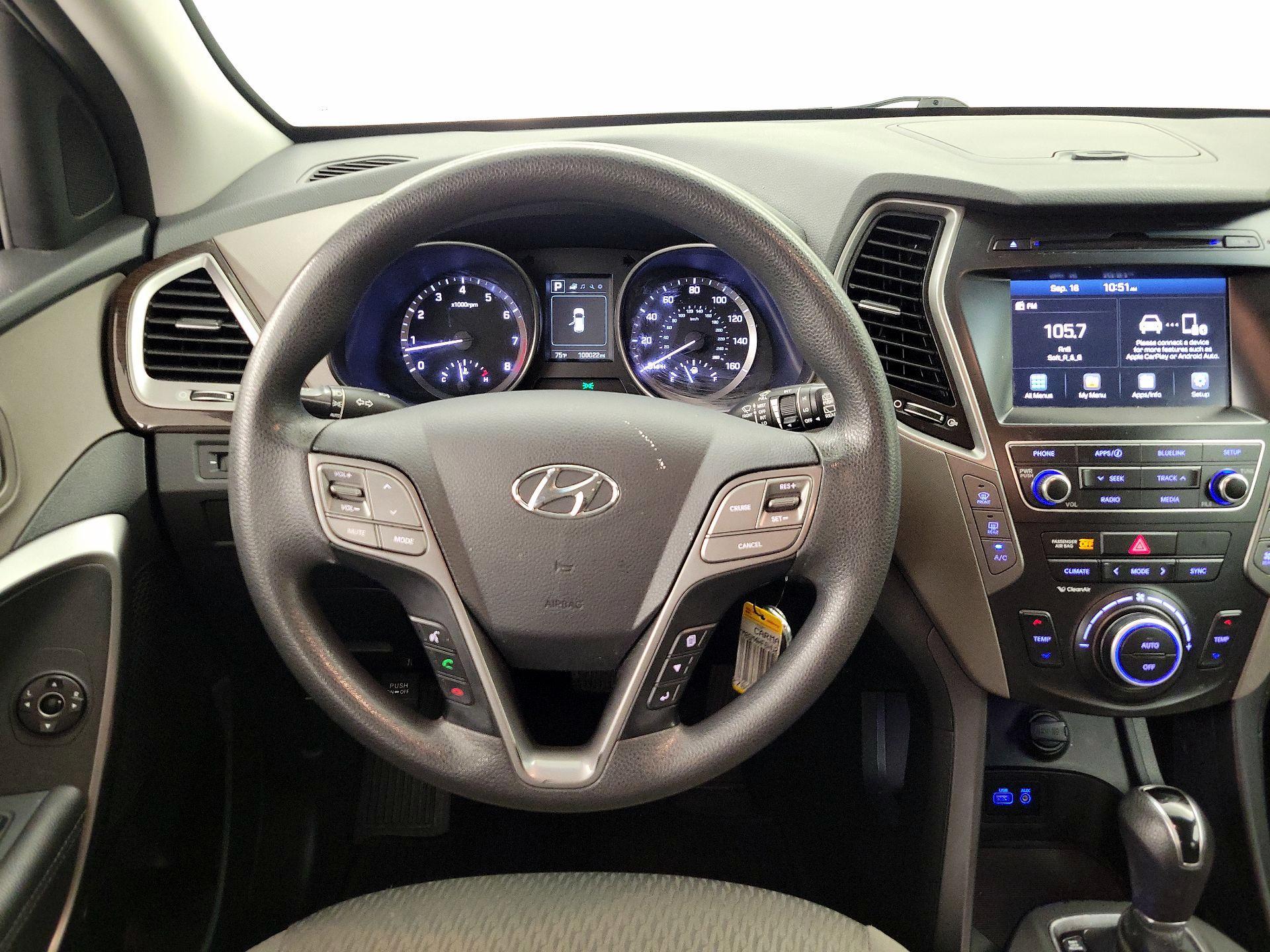 Thumbnail: 2017 Hyundai Santa Fe - 10