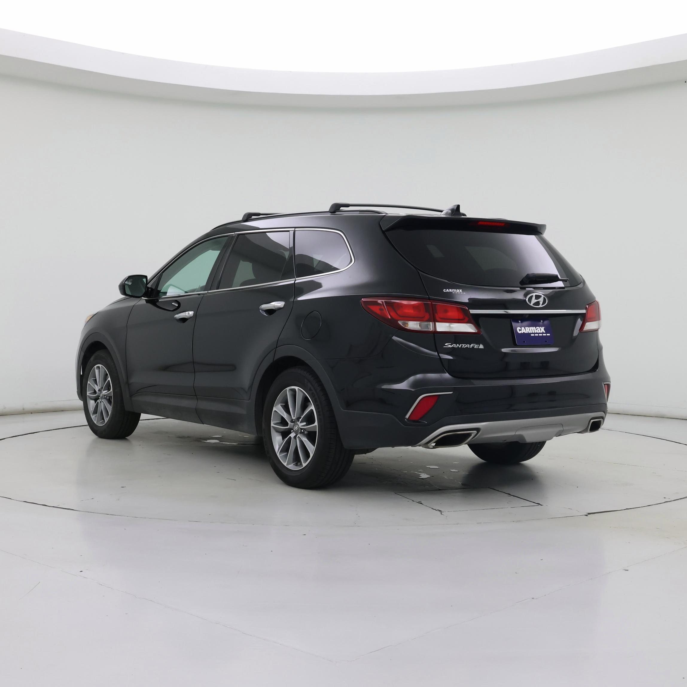 Thumbnail: 2017 Hyundai Santa Fe - 2