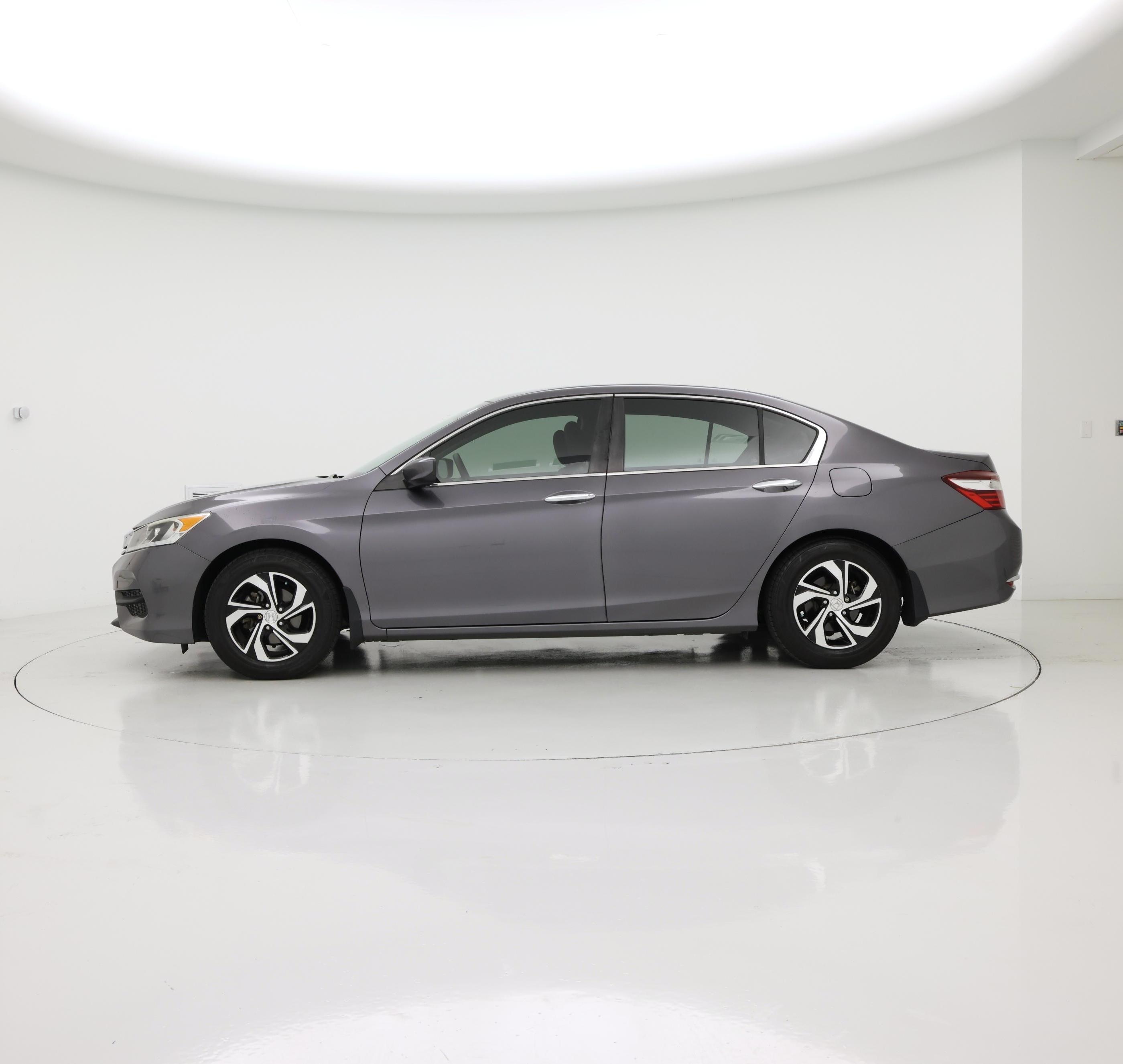 Thumbnail: 2017 Honda Accord - 3
