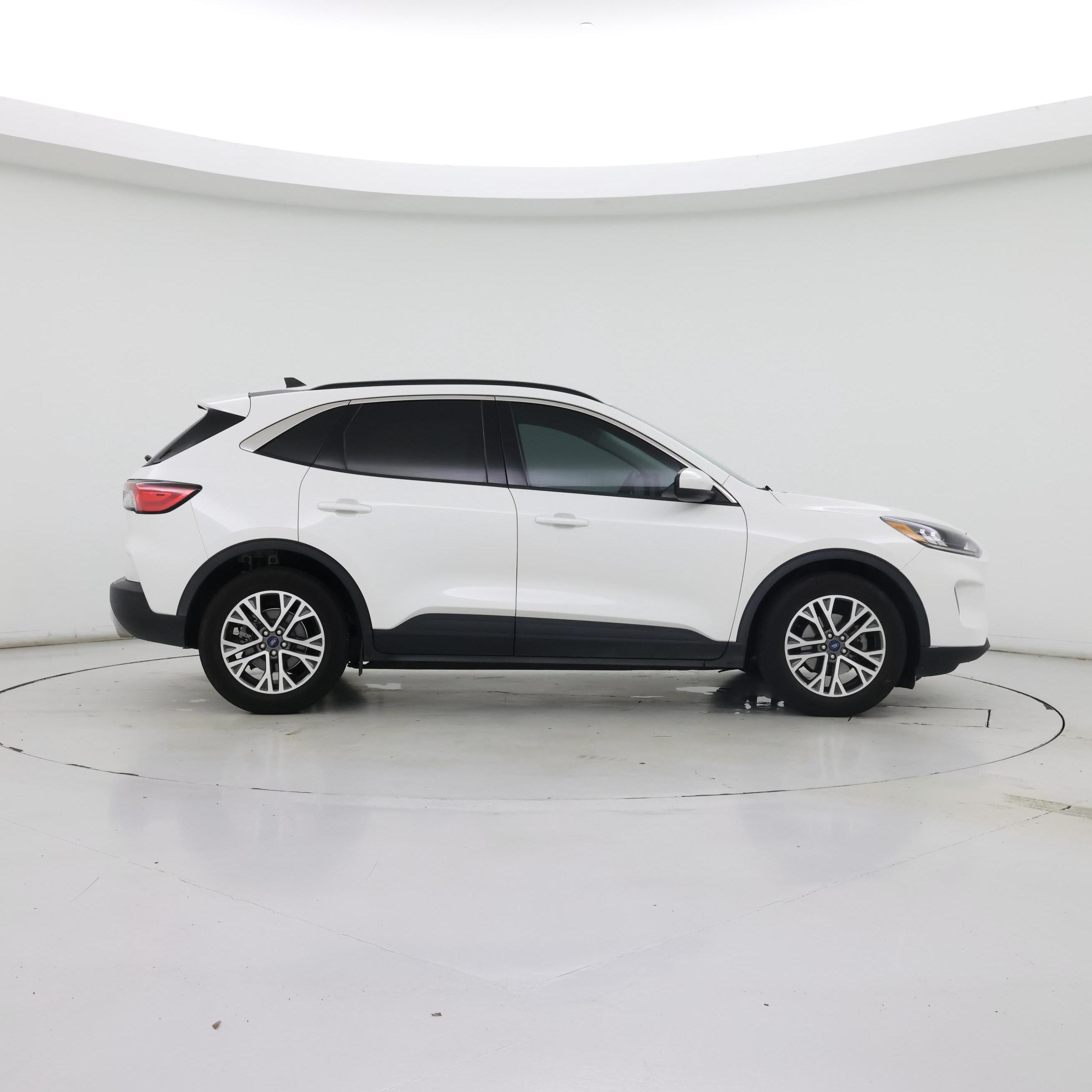 Thumbnail: 2021 Ford Escape - 7