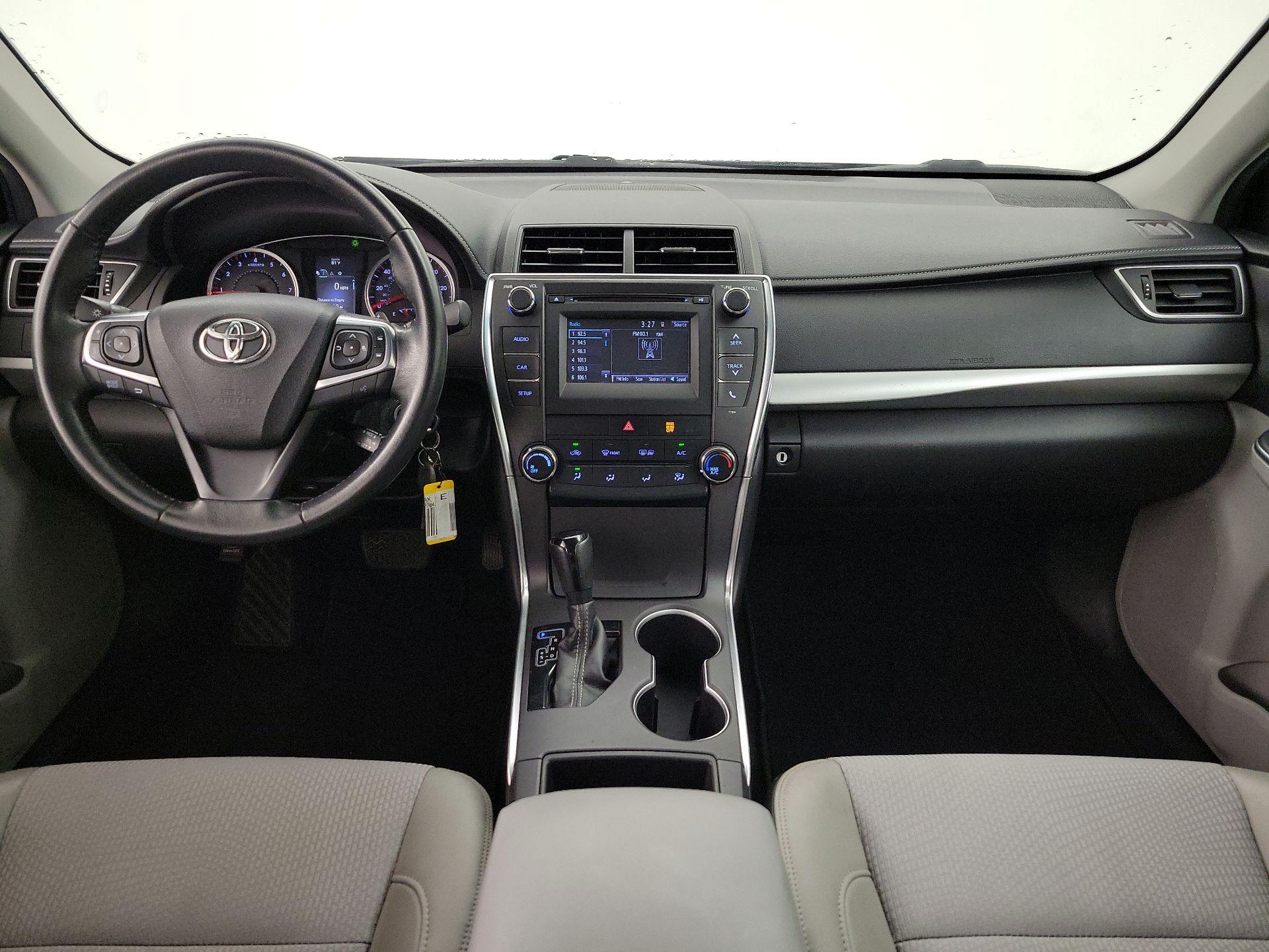 Thumbnail: 2017 Toyota Camry - 9