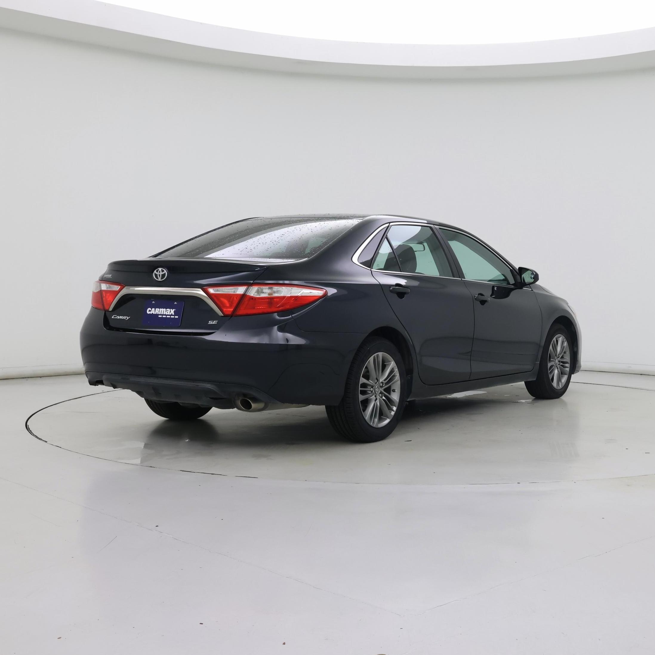Thumbnail: 2017 Toyota Camry - 8