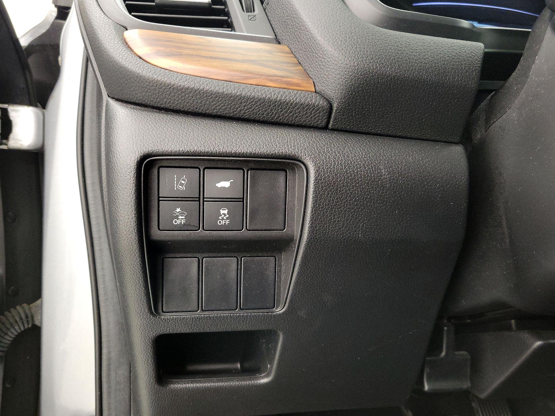 Thumbnail: 2018 Honda CR-V - 13