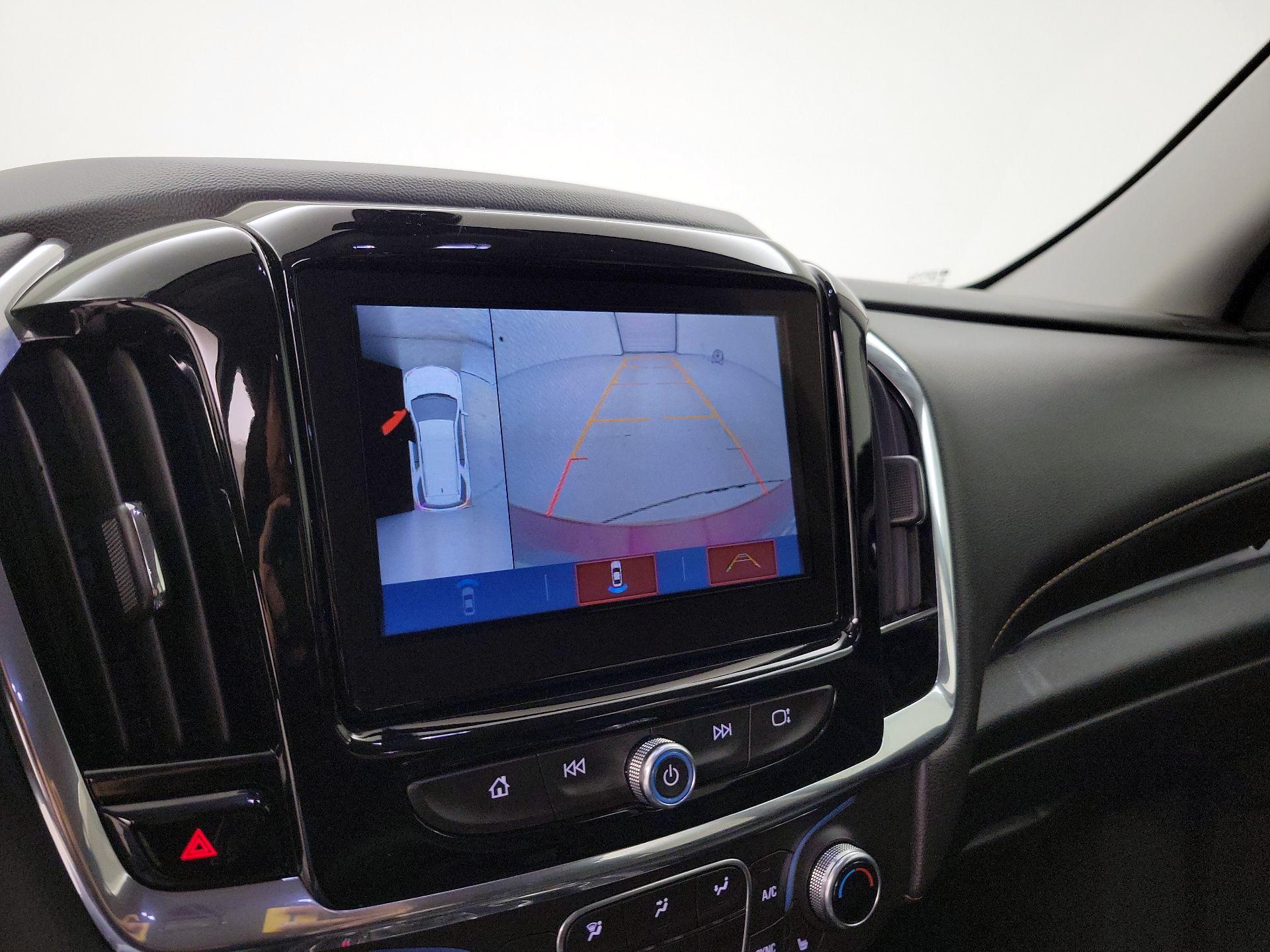 Thumbnail: 2018 Chevrolet Traverse - 14