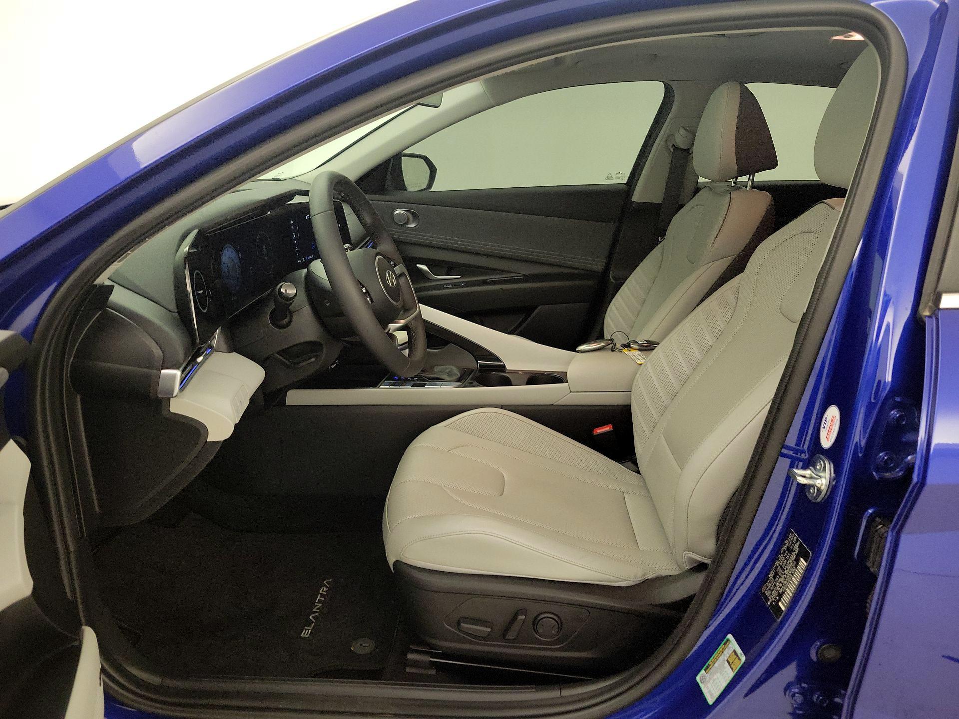 Thumbnail: 2024 Hyundai Elantra - 11