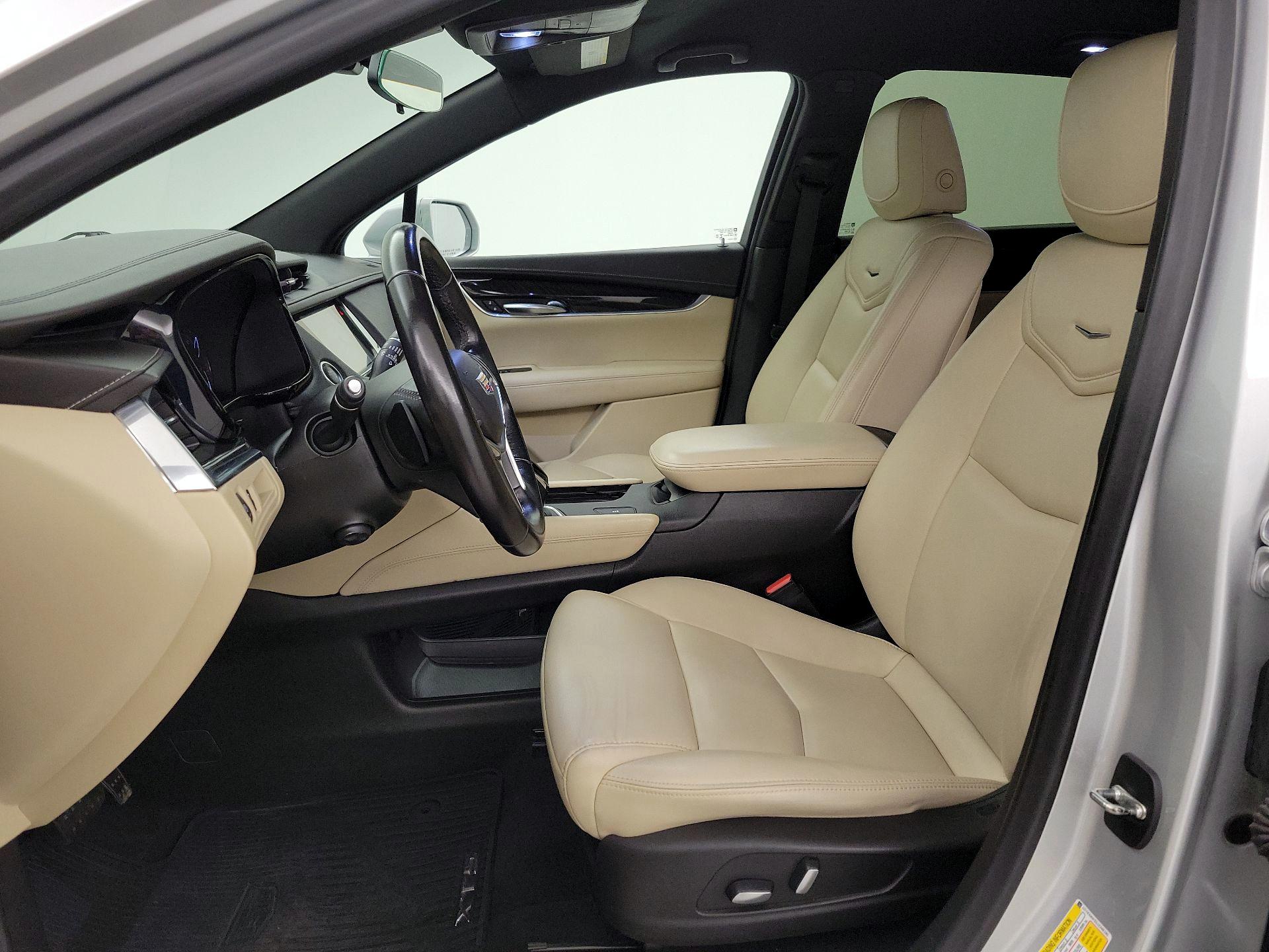 Thumbnail: 2018 Cadillac XT5 - 11