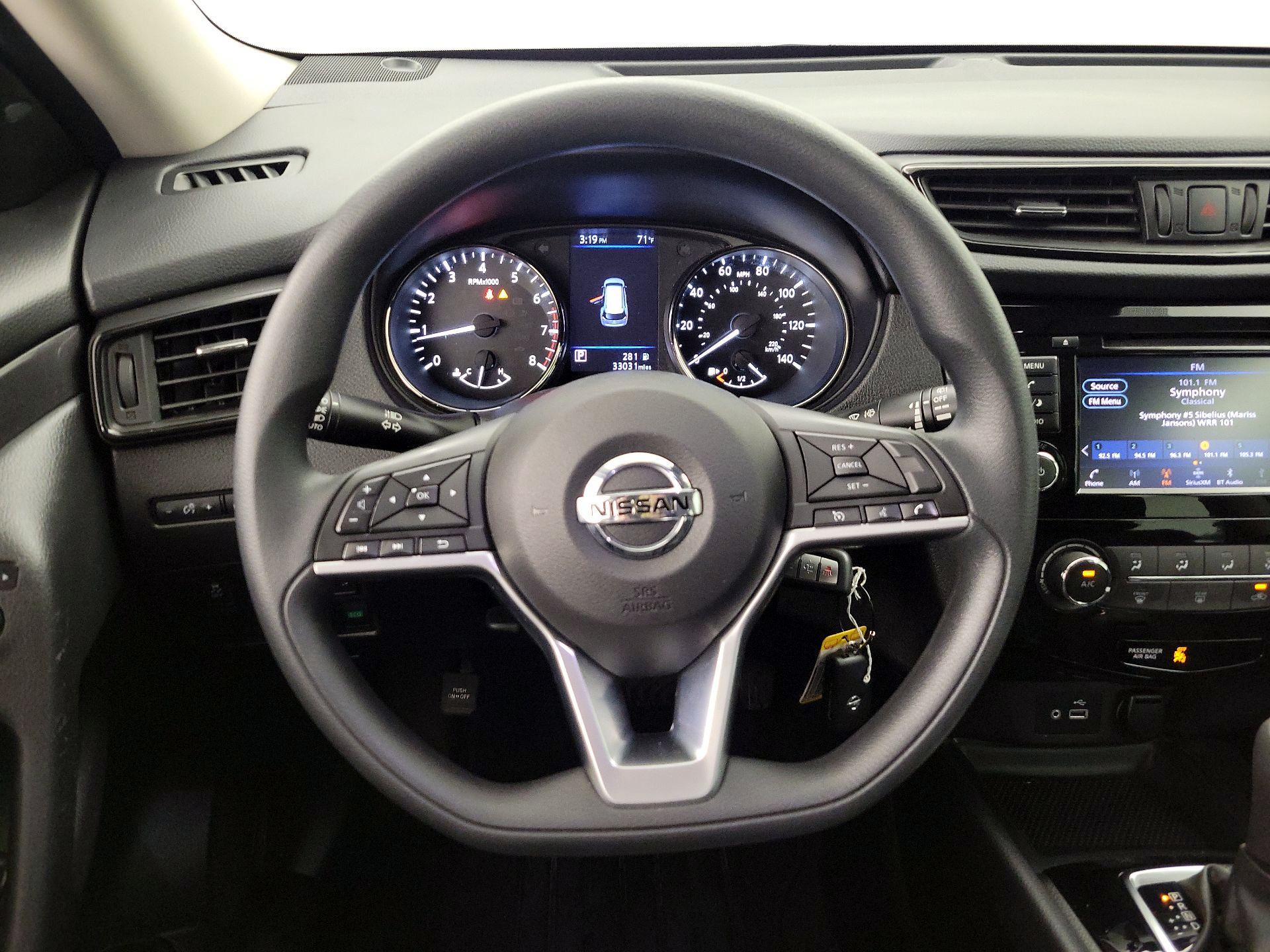 Thumbnail: 2020 Nissan Rogue - 10