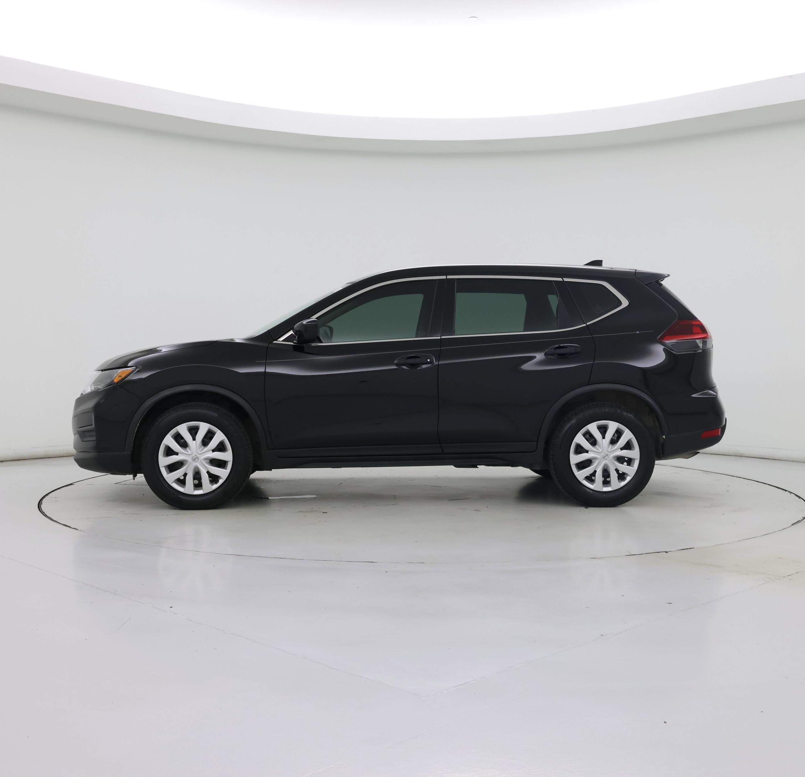 Thumbnail: 2020 Nissan Rogue - 3
