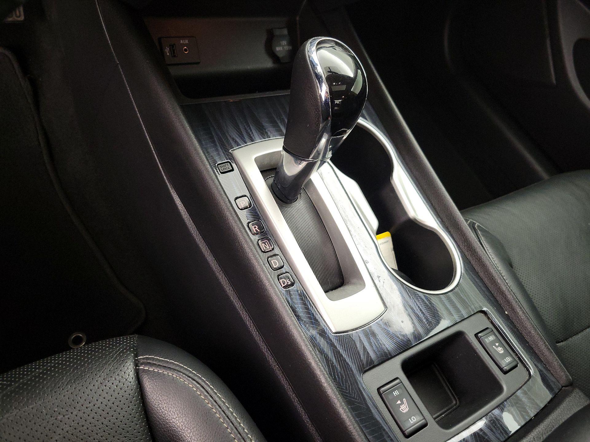 Thumbnail: 2016 Nissan Altima - 18