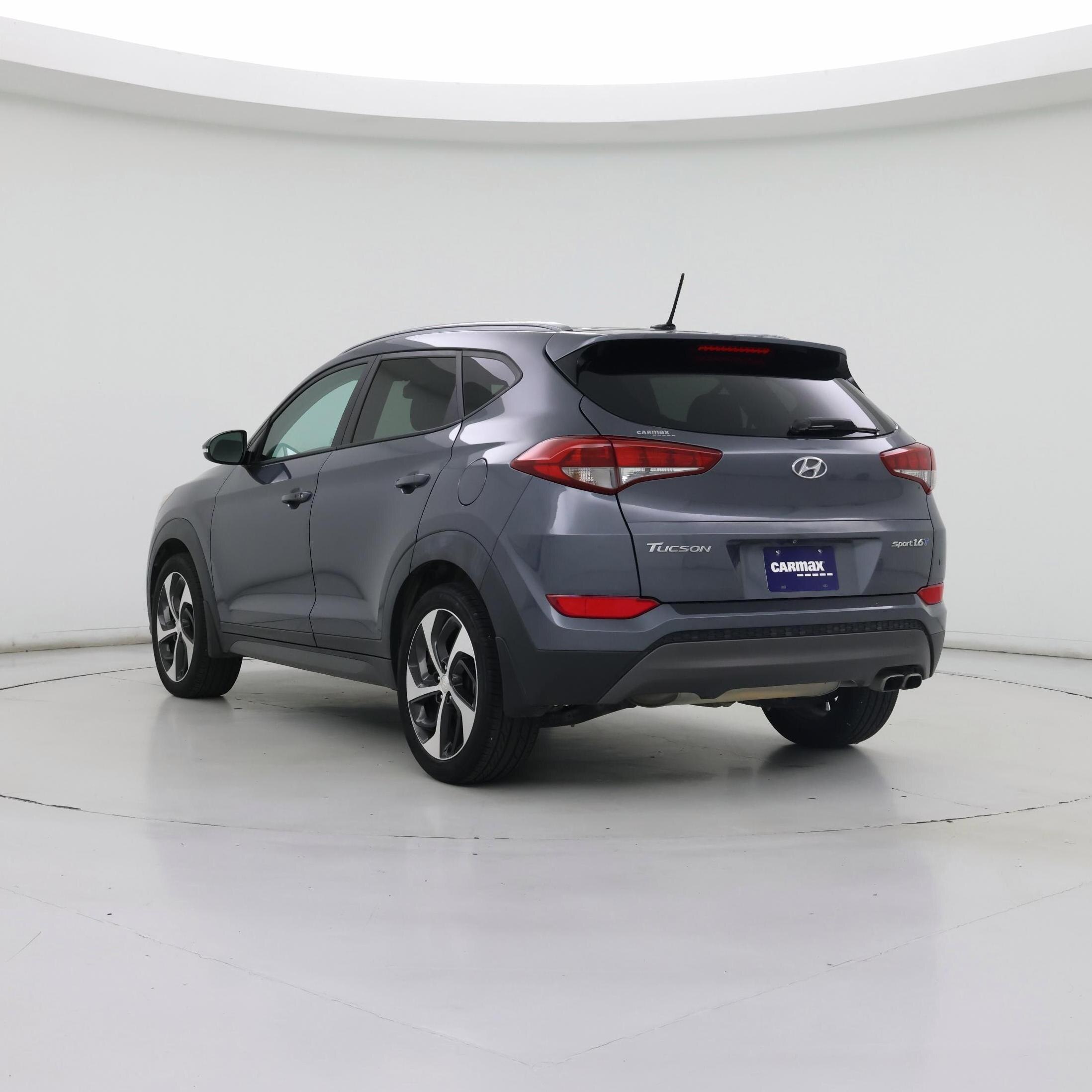 Thumbnail: 2016 Hyundai Tucson - 2