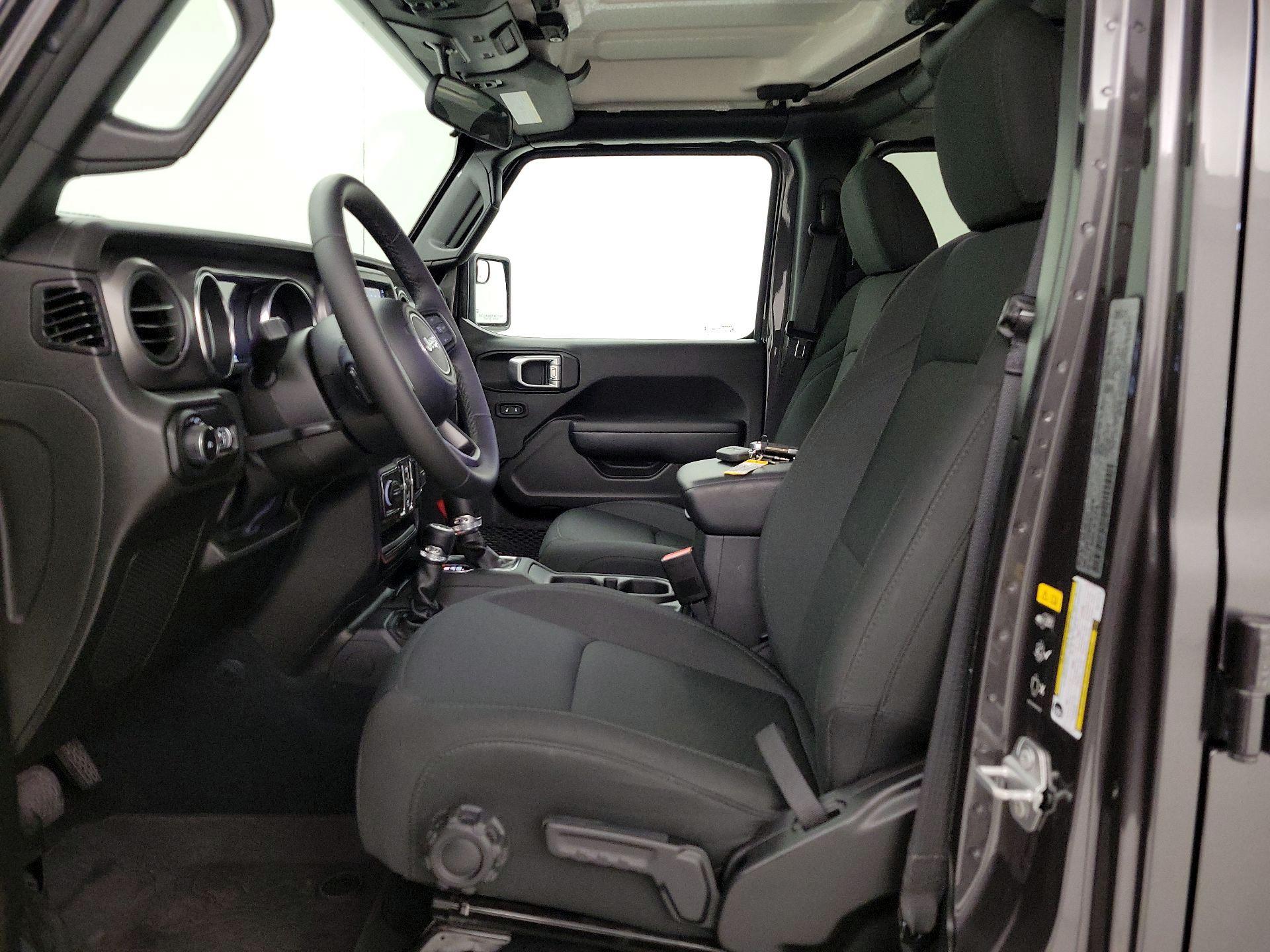 Thumbnail: 2022 Jeep Wrangler - 11