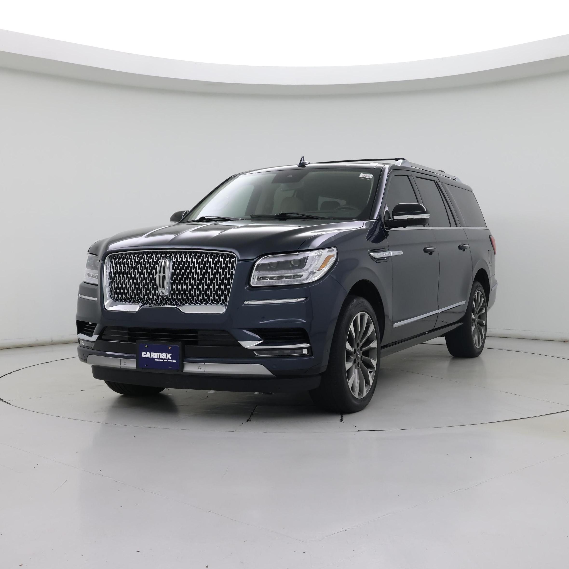 Thumbnail: 2021 Lincoln Navigator L - 4