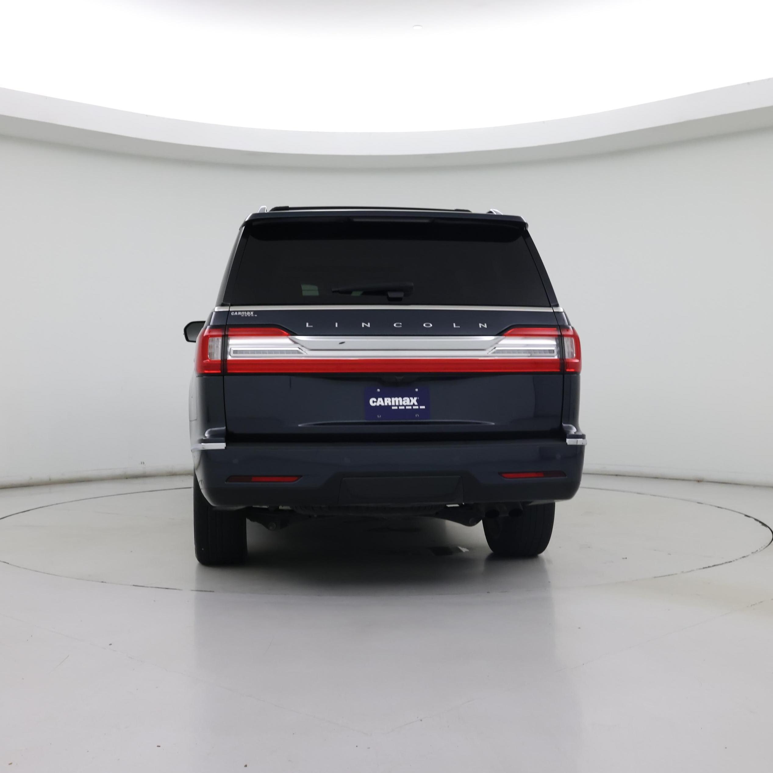 Thumbnail: 2021 Lincoln Navigator L - 6