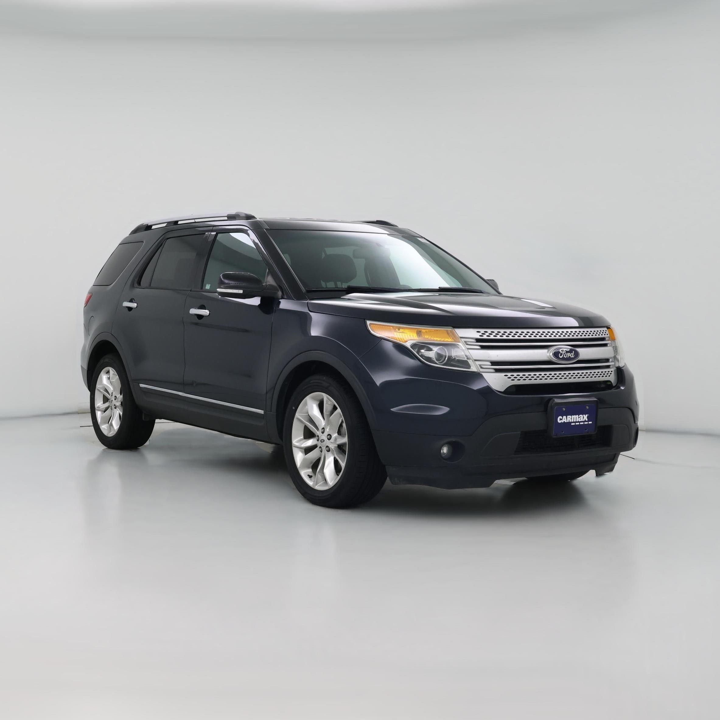 Thumbnail: 2015 Ford Explorer - 1