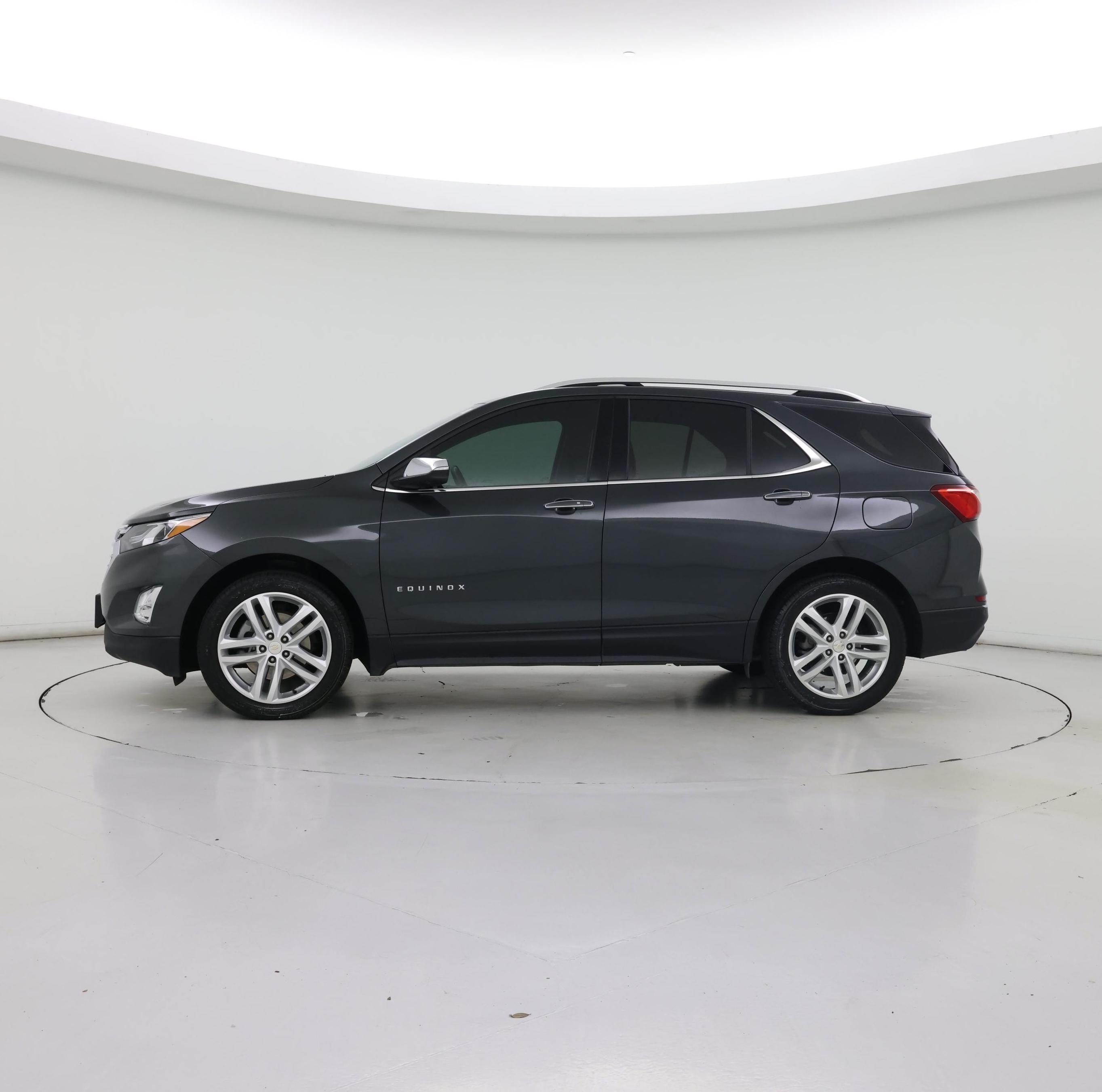 Thumbnail: 2020 Chevrolet Equinox - 3