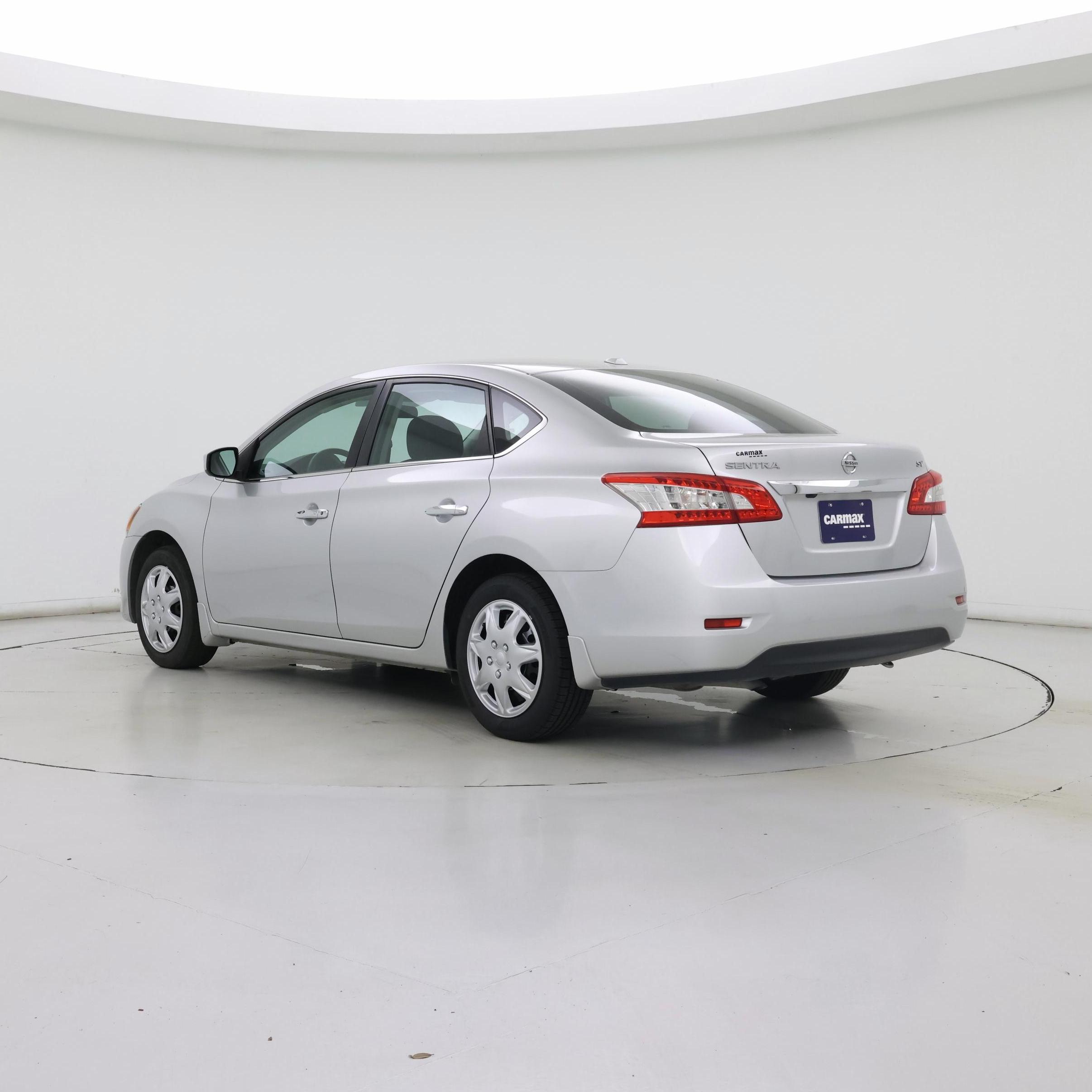 Thumbnail: 2015 Nissan Sentra - 2
