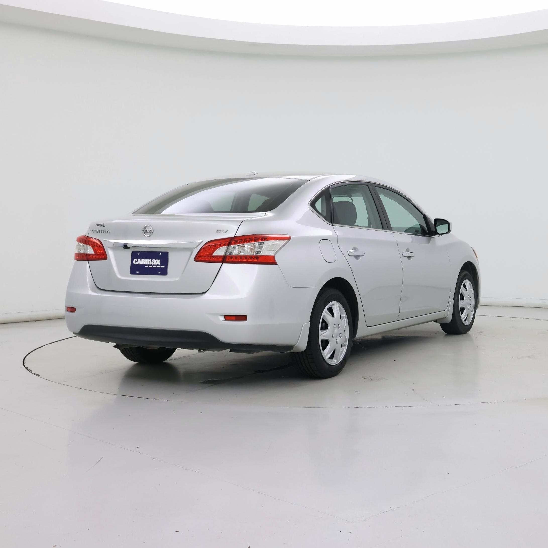 Thumbnail: 2015 Nissan Sentra - 8