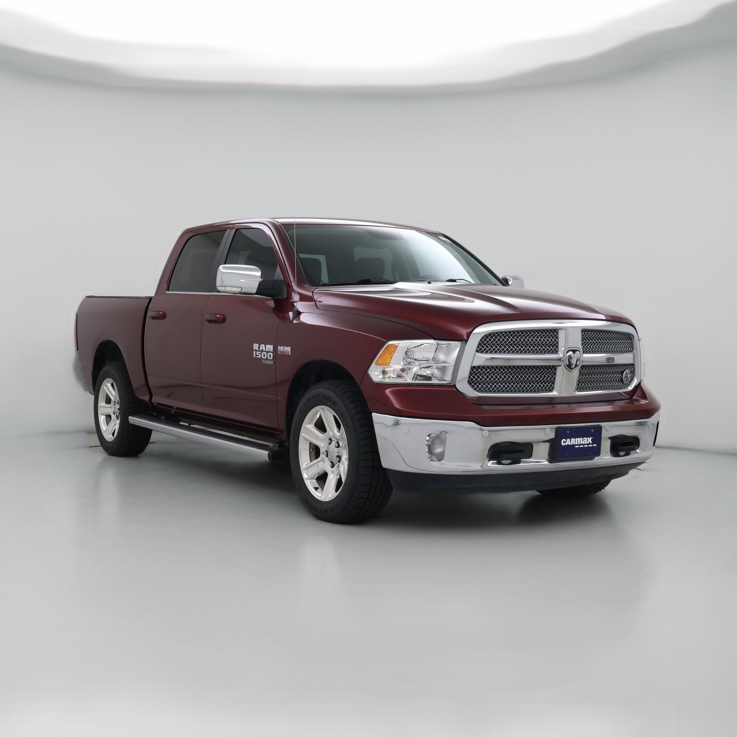 Thumbnail: 2019 RAM 1500 Classic - 1