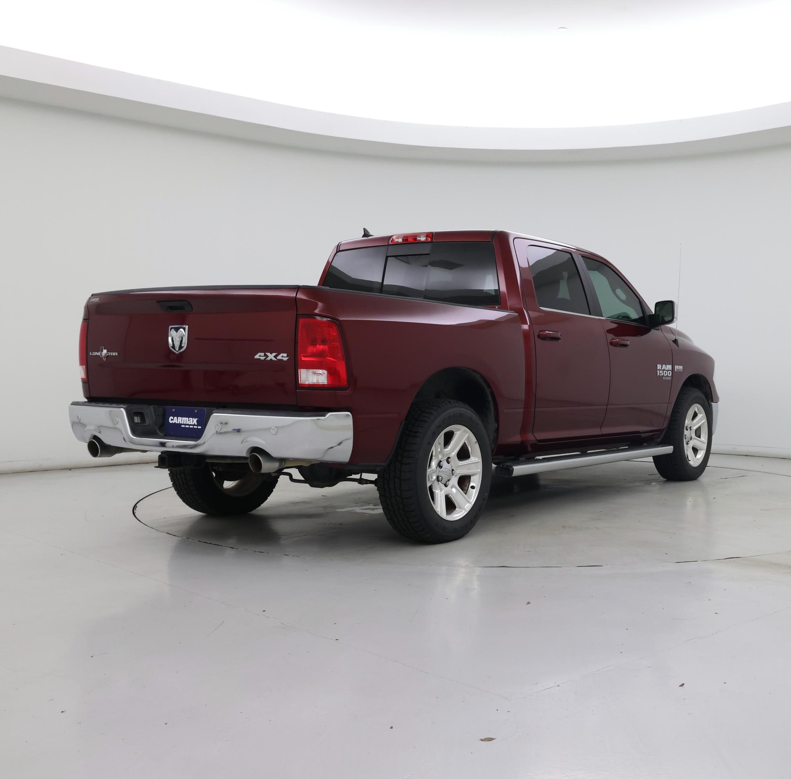 Thumbnail: 2019 RAM 1500 Classic - 8
